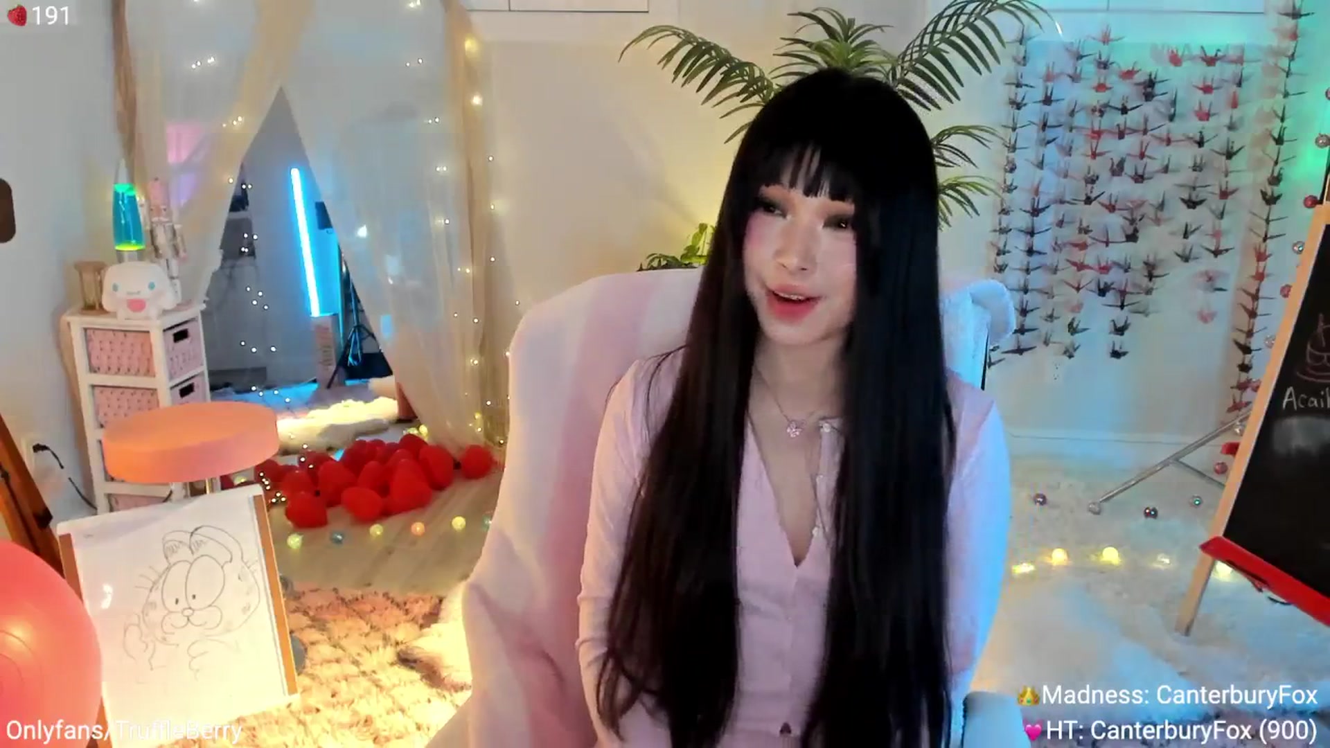 Gallery image thumbnail from AcaiBerry's myfreecams stream on, 03/06/2025, 05:21 image 13 of 20