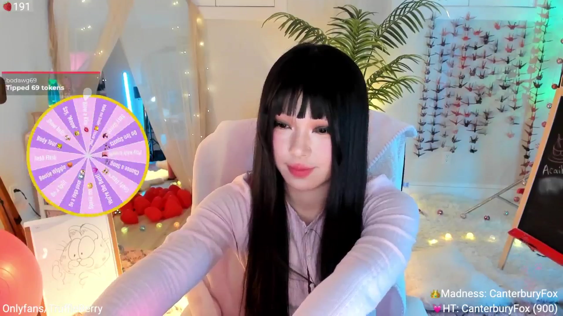 Gallery image thumbnail from AcaiBerry's myfreecams stream on, 03/06/2025, 05:21 image 15 of 20