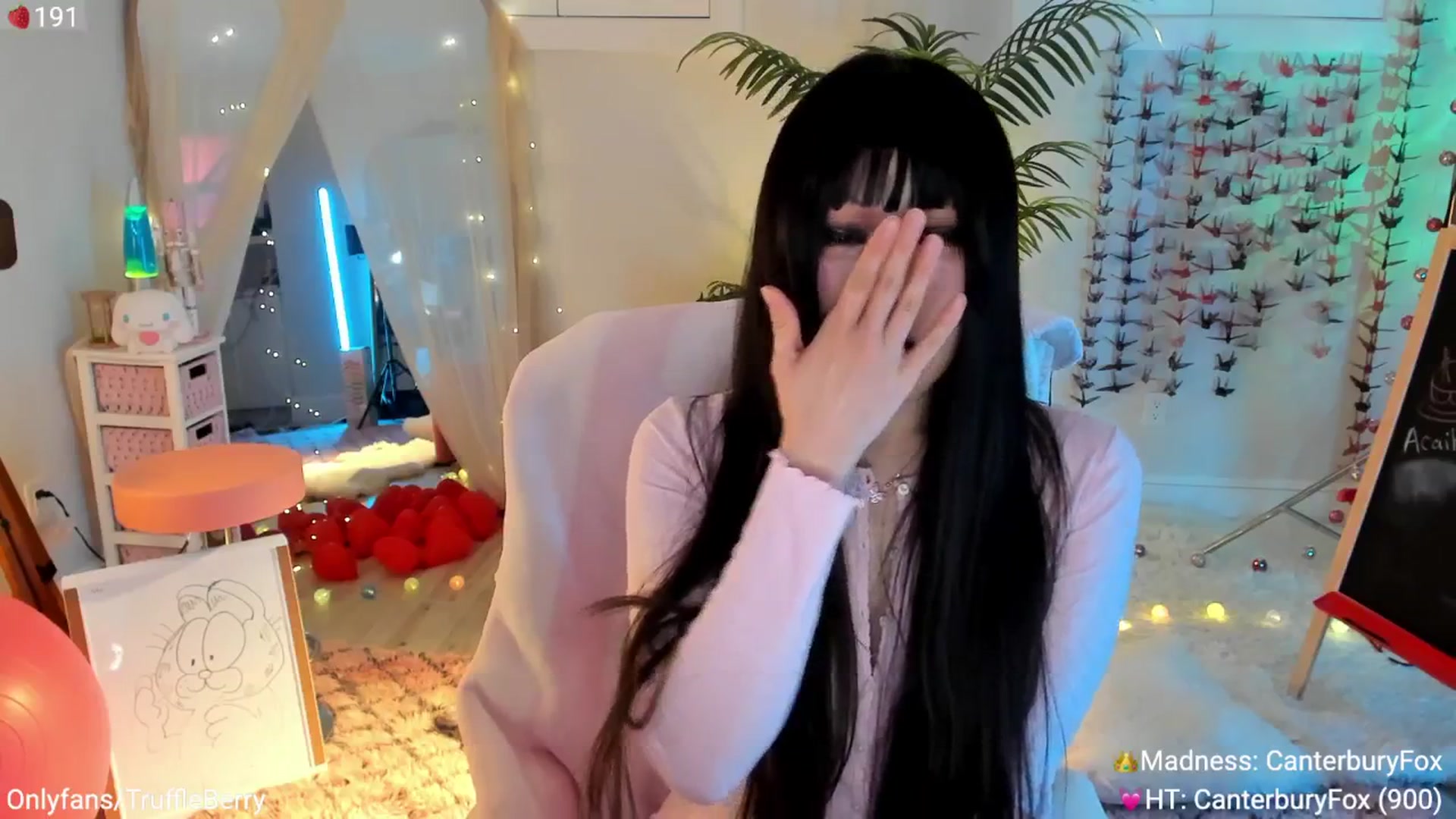 Gallery image thumbnail from AcaiBerry's myfreecams stream on, 03/06/2025, 05:21 image 14 of 20