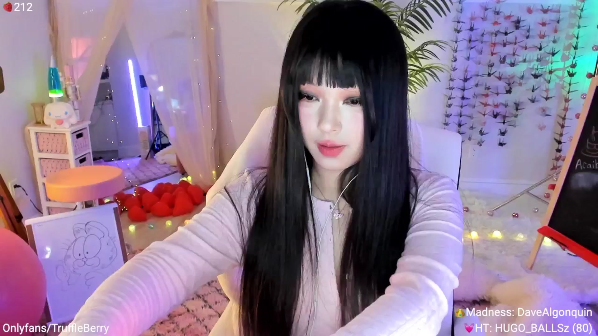 Gallery image thumbnail from AcaiBerry's myfreecams stream on, 03/06/2025, 05:21 image 6 of 20