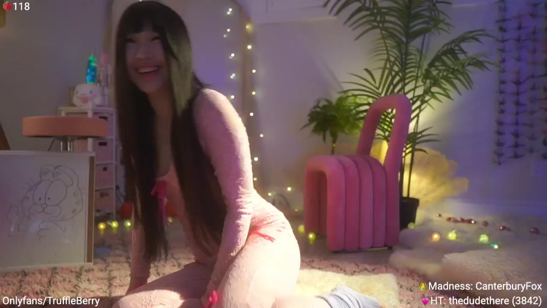 Gallery image thumbnail from AcaiBerry's myfreecams stream on, 03/08/2025, 07:46 image 11 of 20