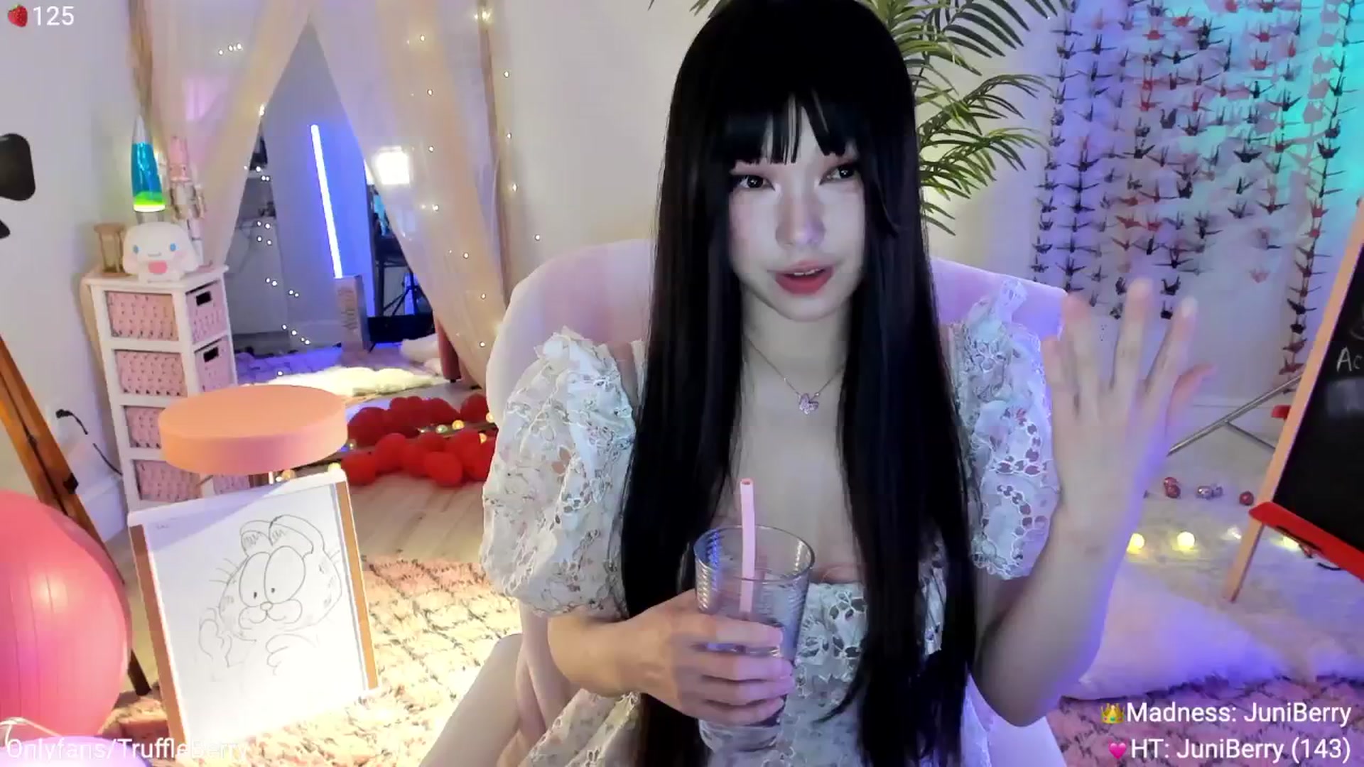 Gallery image thumbnail from AcaiBerry's myfreecams stream on, 03/09/2025, 07:19 image 3 of 20
