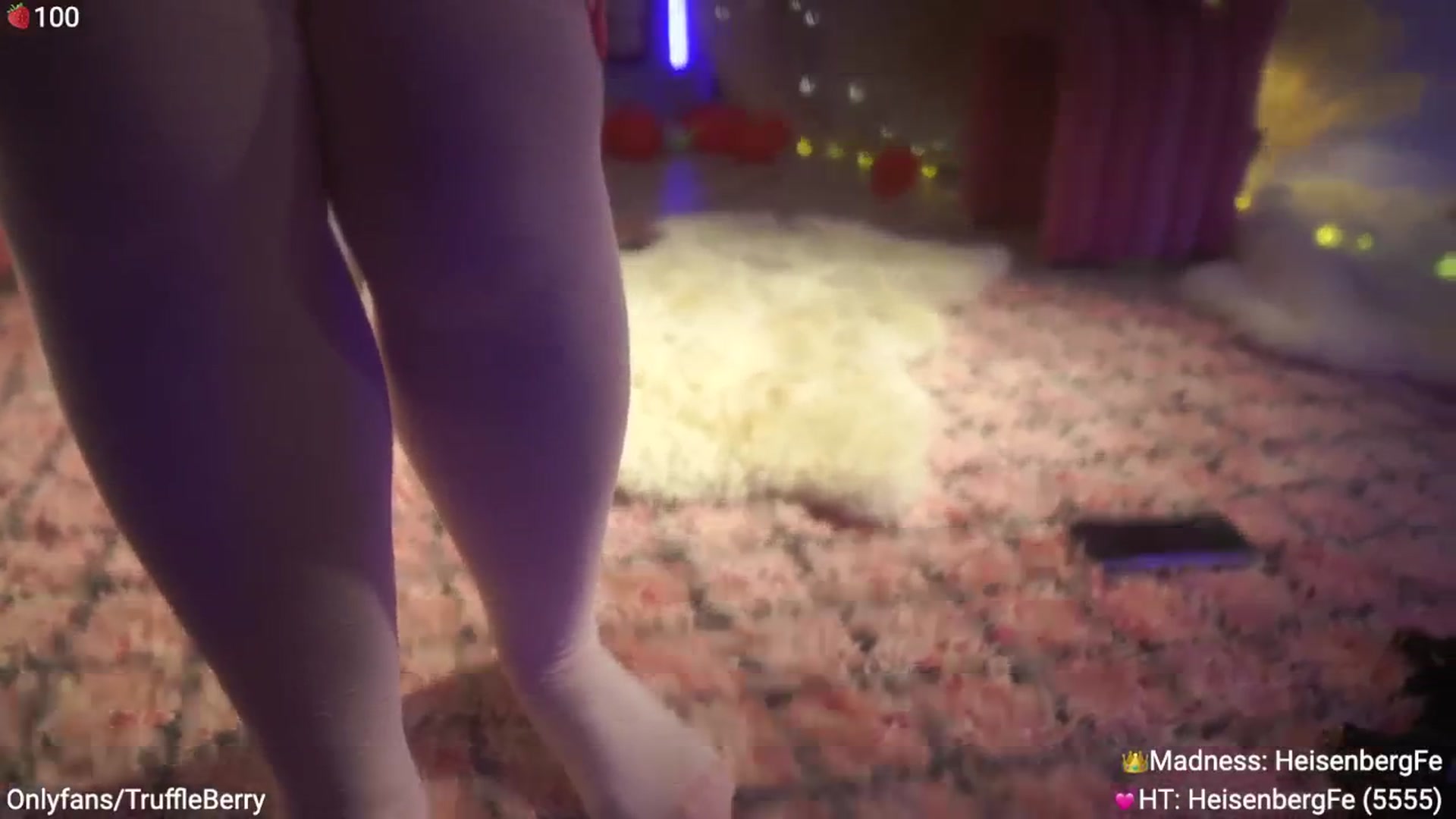 Gallery image thumbnail from AcaiBerry's myfreecams stream on, 03/15/2025, 06:50 image 19 of 20