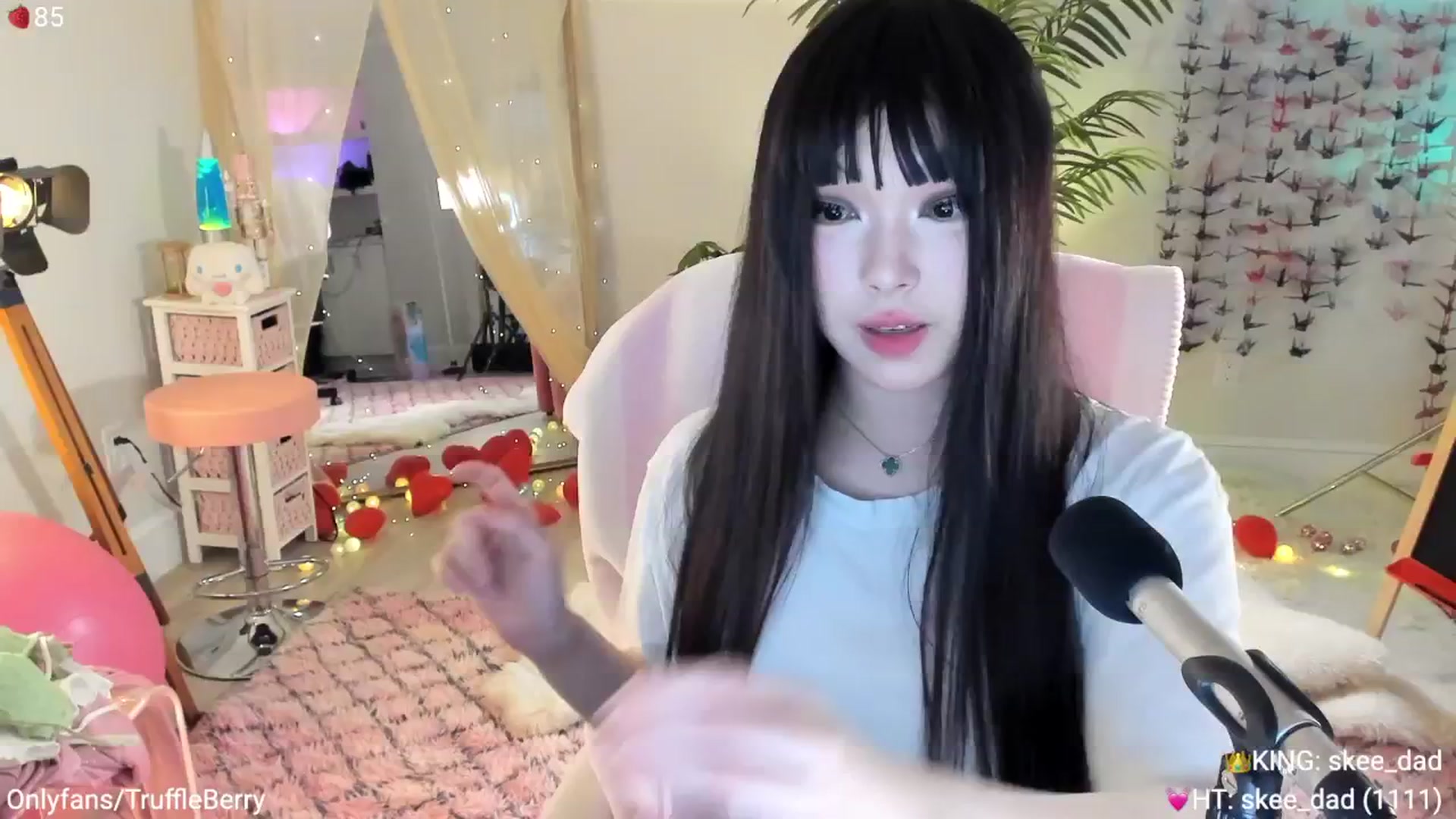 Gallery image thumbnail from AcaiBerry's myfreecams stream on, 03/20/2025, 05:24 image 6 of 20