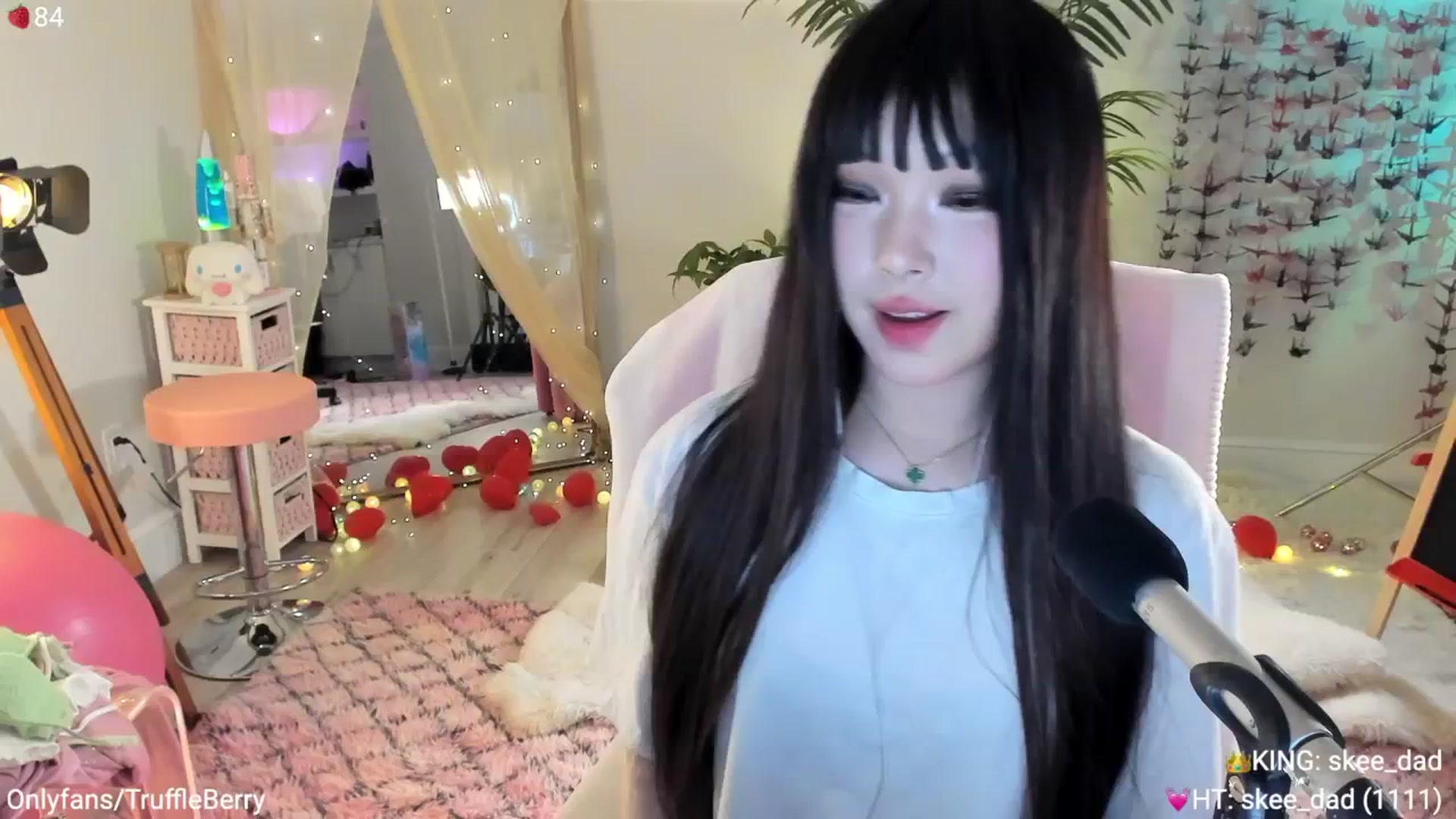 Gallery image thumbnail from AcaiBerry's myfreecams stream on, 03/20/2025, 05:24 image 10 of 20