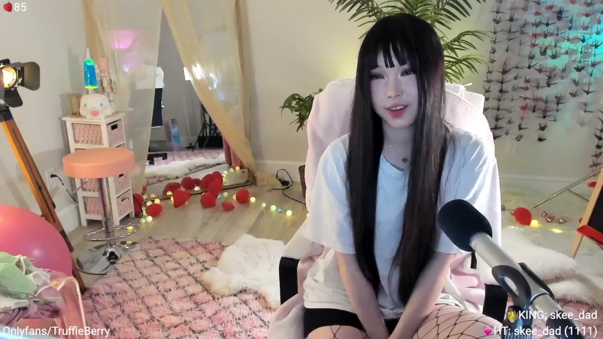Gallery image thumbnail from AcaiBerry's myfreecams stream on, 03/20/2025, 05:24 image 5 of 20