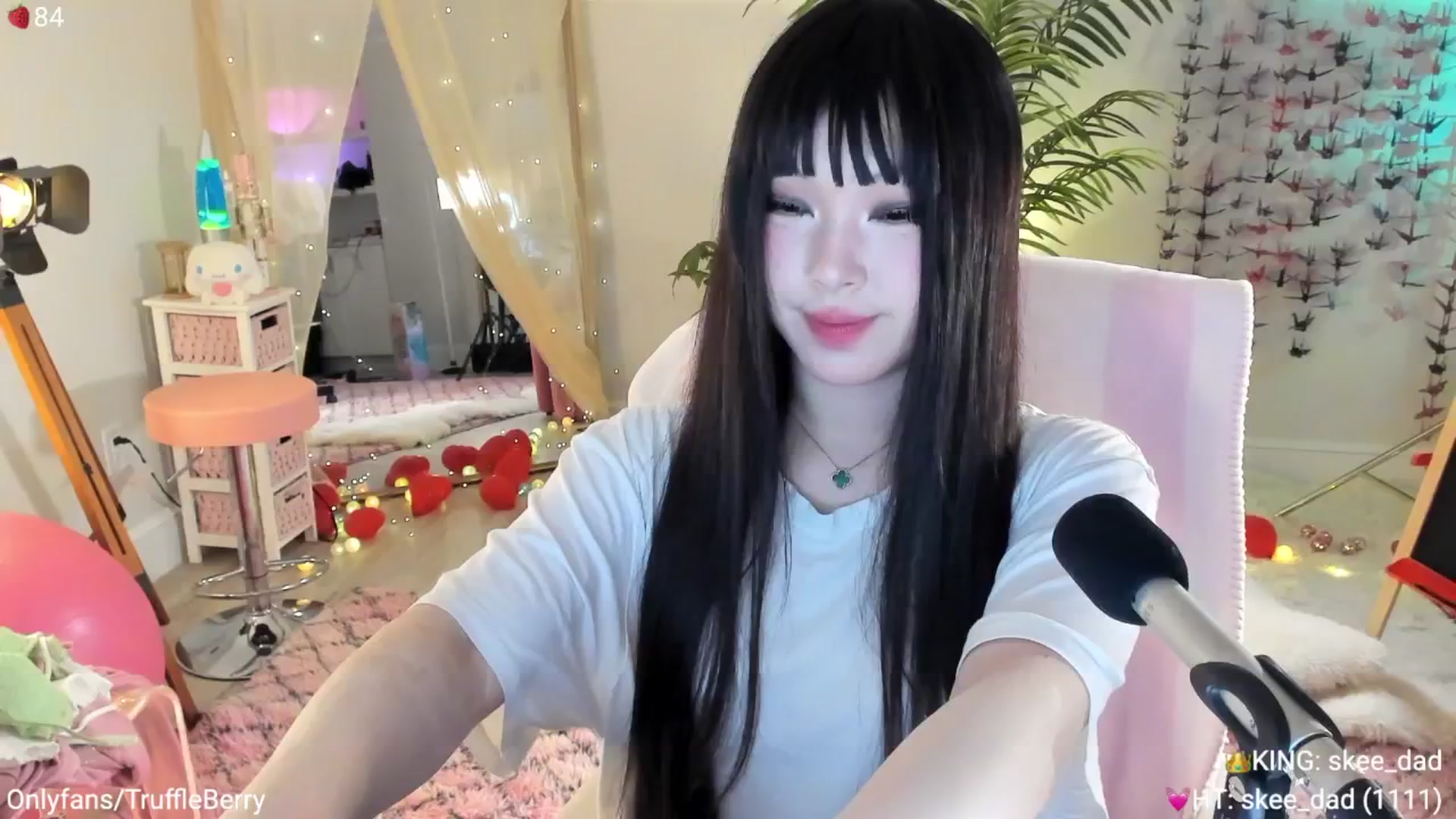 Gallery image thumbnail from AcaiBerry's myfreecams stream on, 03/20/2025, 05:24 image 9 of 20
