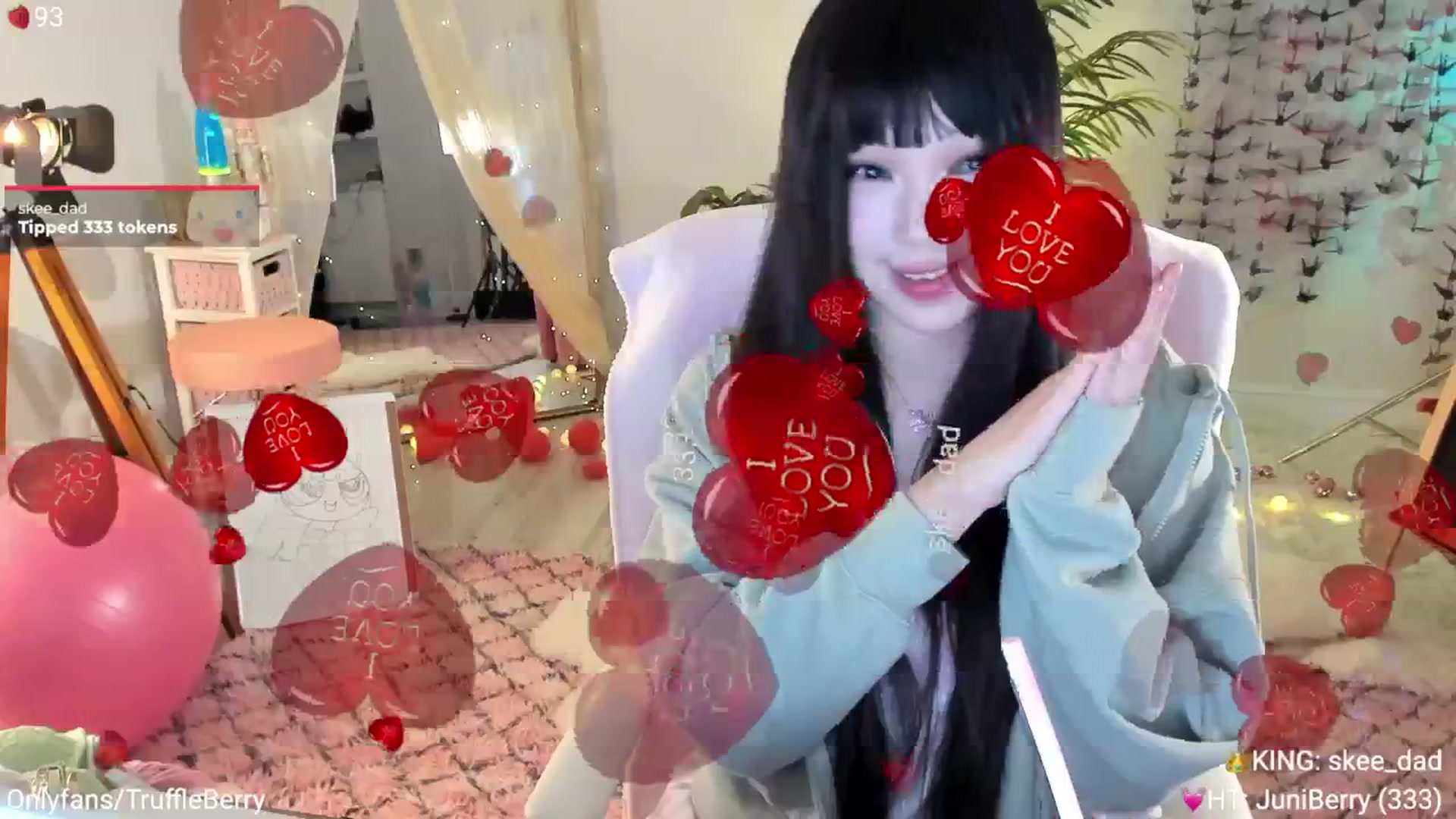 Gallery image thumbnail from AcaiBerry's myfreecams stream on, 03/22/2025, 06:38 image 6 of 20