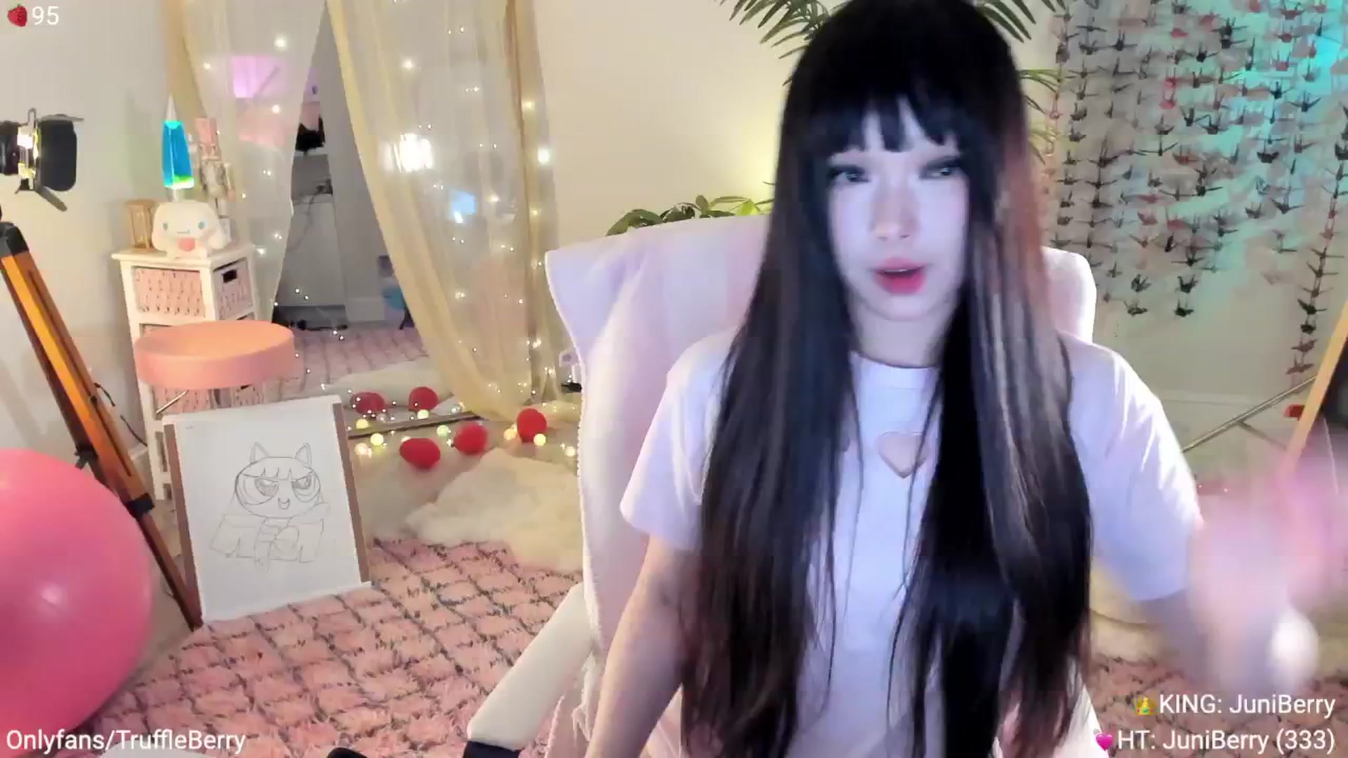 Gallery image thumbnail from AcaiBerry's myfreecams stream on, 03/29/2025, 04:19 image 2 of 20