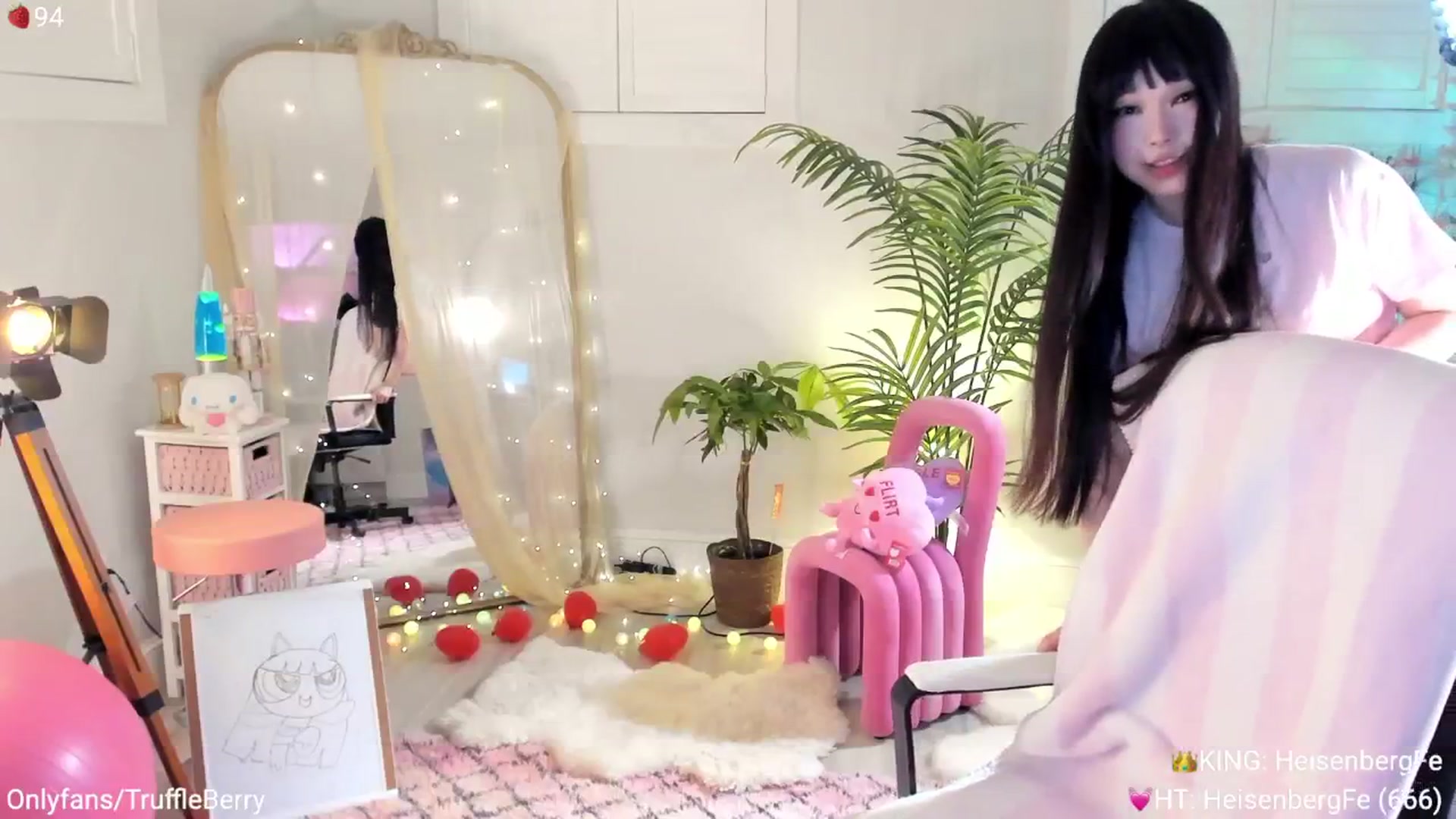Gallery image thumbnail from AcaiBerry's myfreecams stream on, 03/29/2025, 04:19 image 13 of 20
