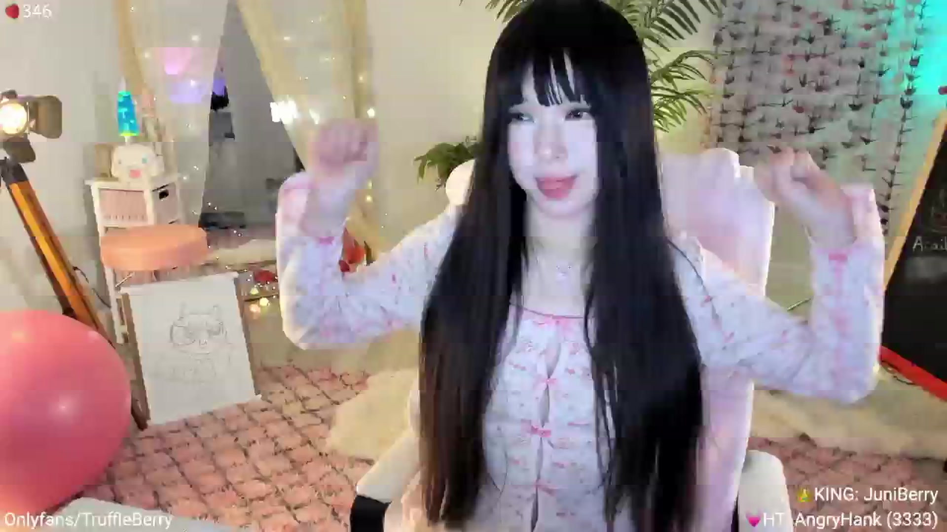 Gallery image thumbnail from AcaiBerry's myfreecams stream on, 04/03/2025, 04:04 image 13 of 20