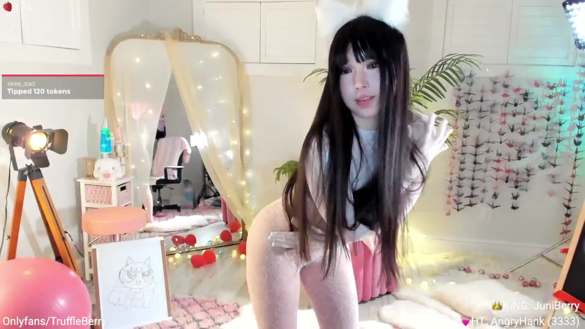 Gallery image thumbnail from AcaiBerry's myfreecams stream on, 04/03/2025, 04:56 image 20 of 20