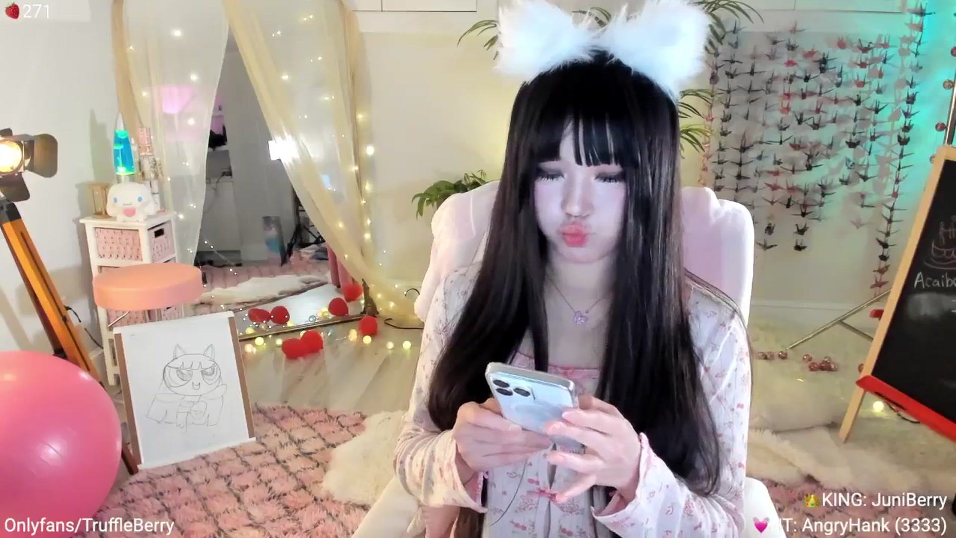 Gallery image thumbnail from AcaiBerry's myfreecams stream on, 04/03/2025, 04:56 image 3 of 20