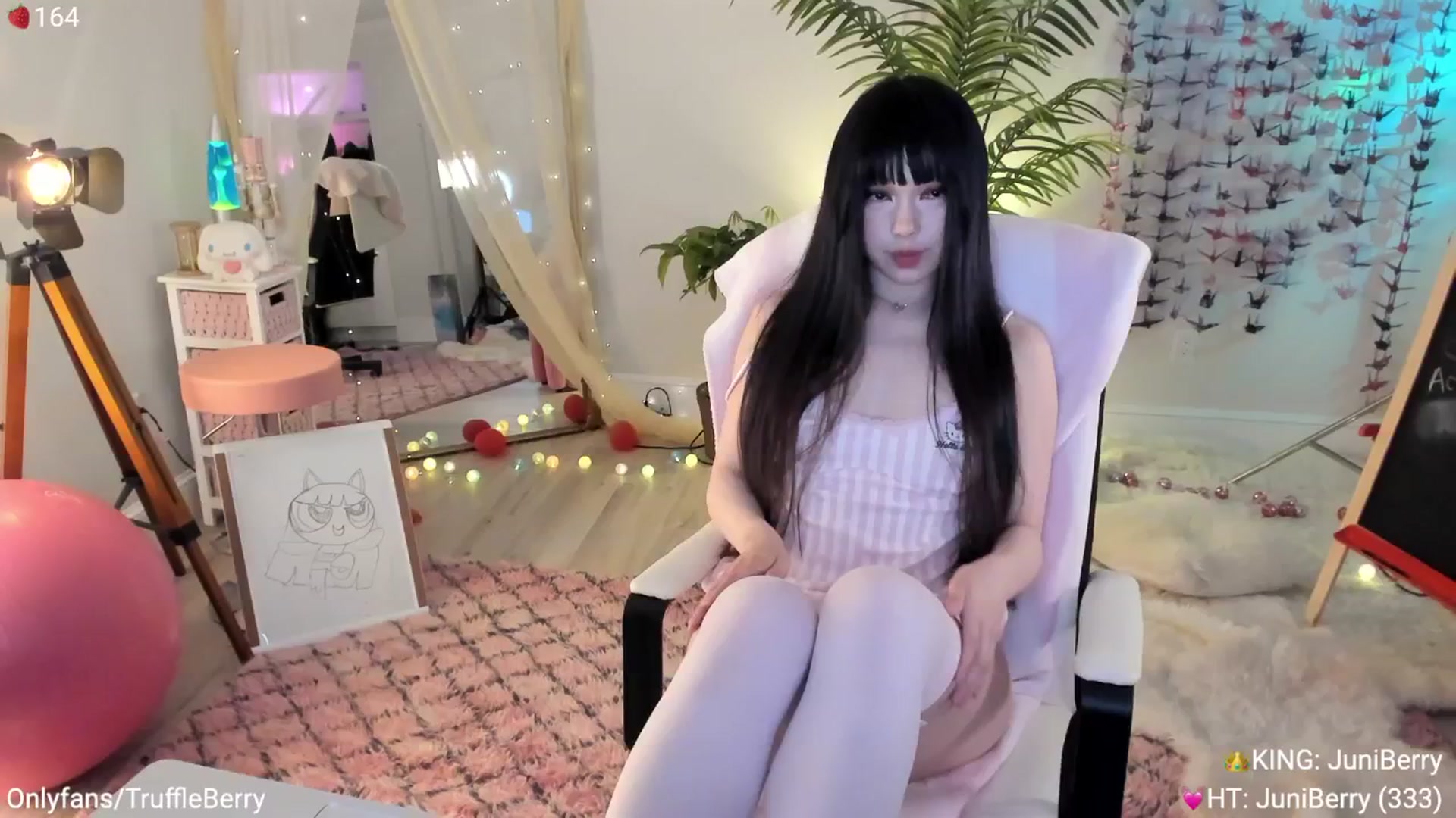 Gallery image thumbnail from AcaiBerry's myfreecams stream on, 04/05/2025, 06:05 image 3 of 20