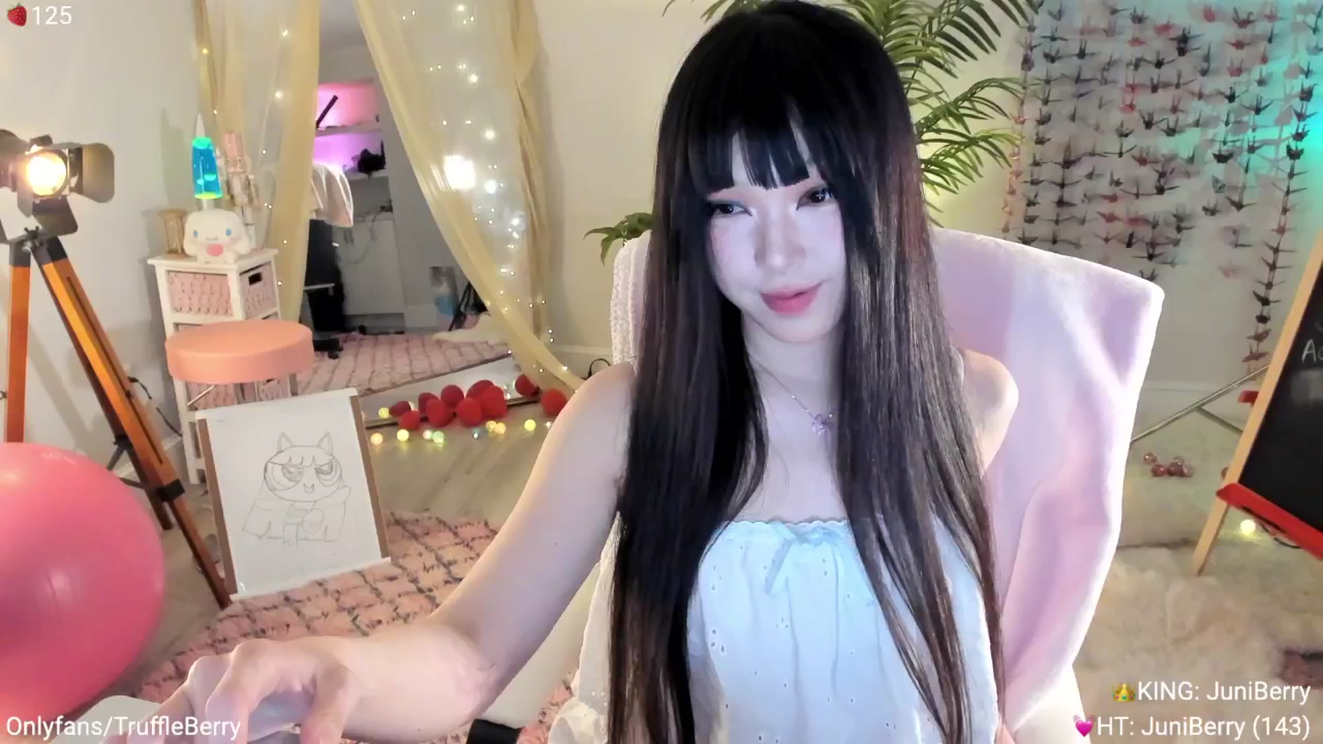Gallery image thumbnail from AcaiBerry's myfreecams stream on, 04/06/2025, 05:12 image 5 of 20