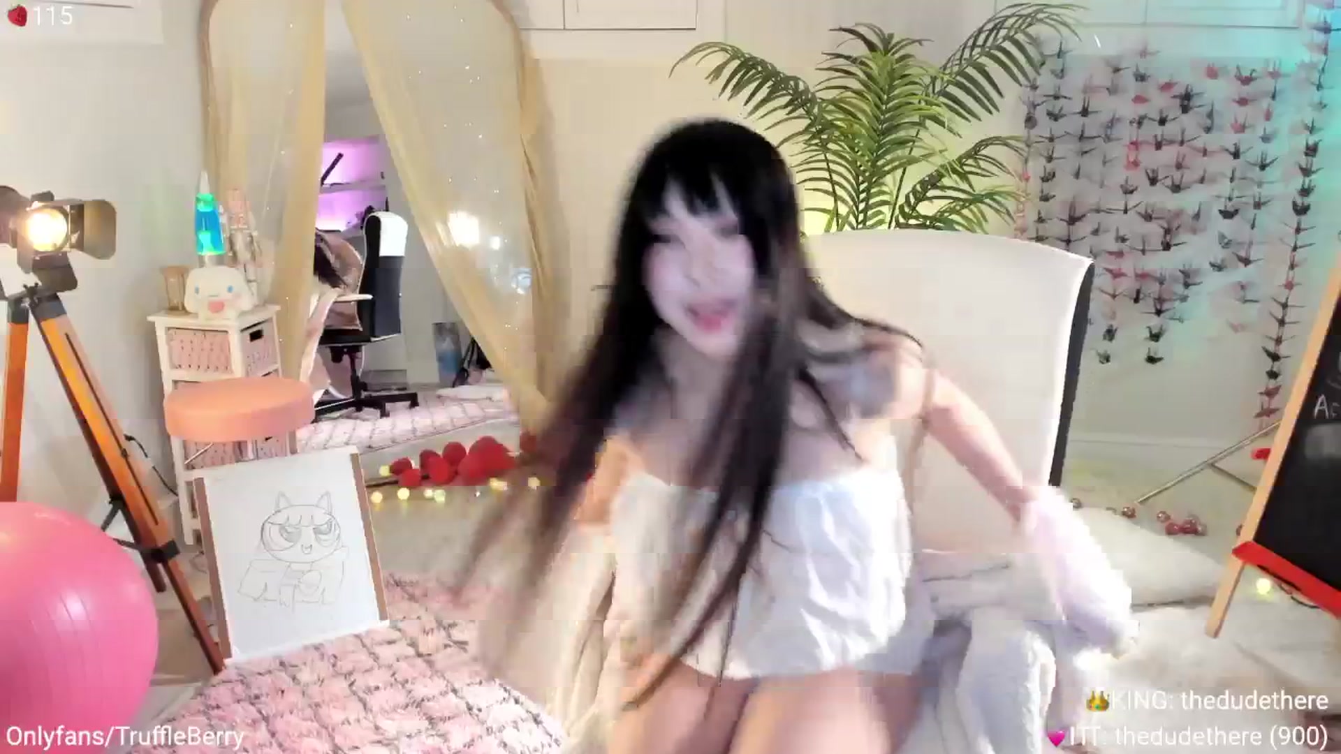 Gallery image thumbnail from AcaiBerry's myfreecams stream on, 04/06/2025, 05:12 image 9 of 20