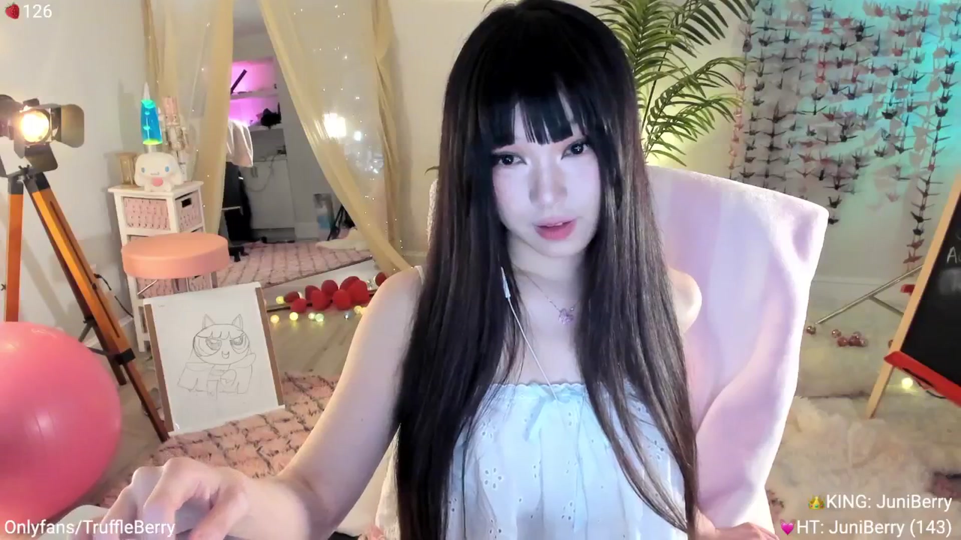 Gallery image thumbnail from AcaiBerry's myfreecams stream on, 04/06/2025, 05:12 image 3 of 20