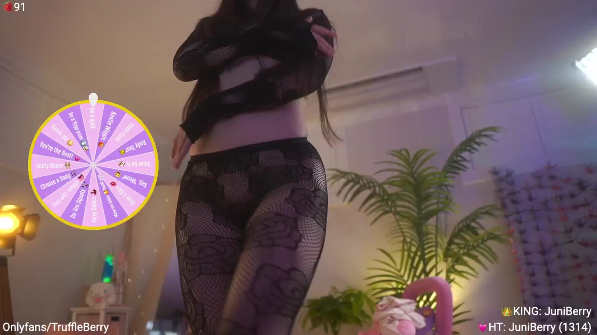 Gallery image thumbnail from AcaiBerry's myfreecams stream on, 04/06/2025, 06:03 image 6 of 20