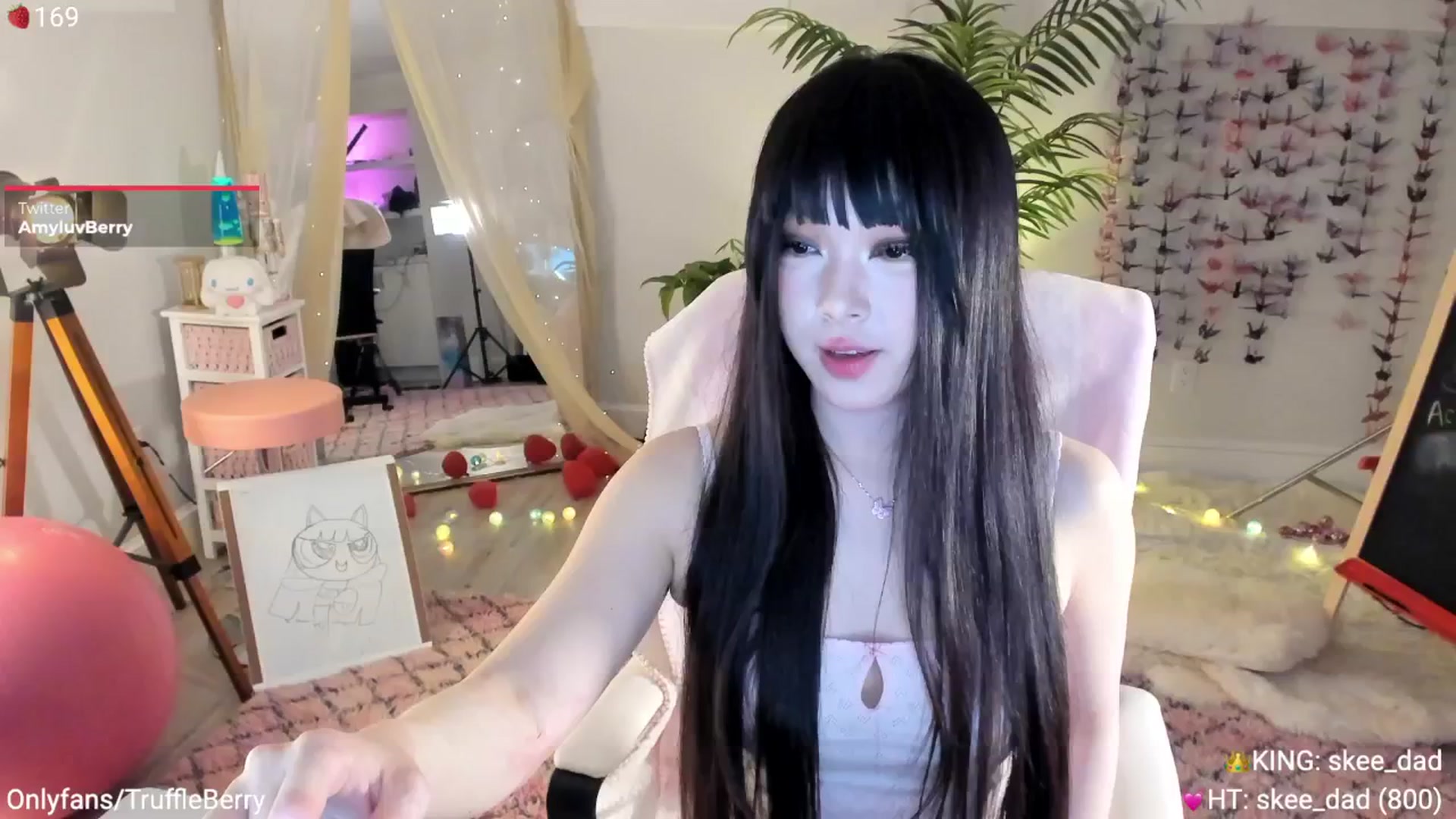 Gallery image thumbnail from AcaiBerry's myfreecams stream on, 04/10/2025, 05:11 image 7 of 20