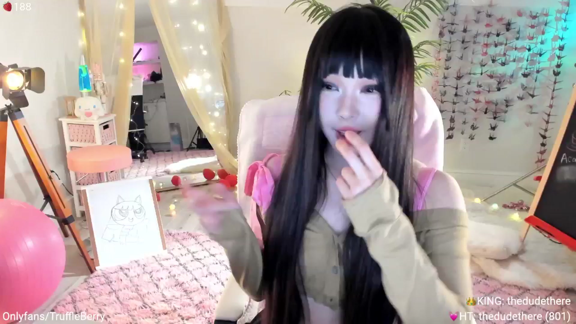 Gallery image thumbnail from AcaiBerry's myfreecams stream on, 04/12/2025, 06:25 image 2 of 20