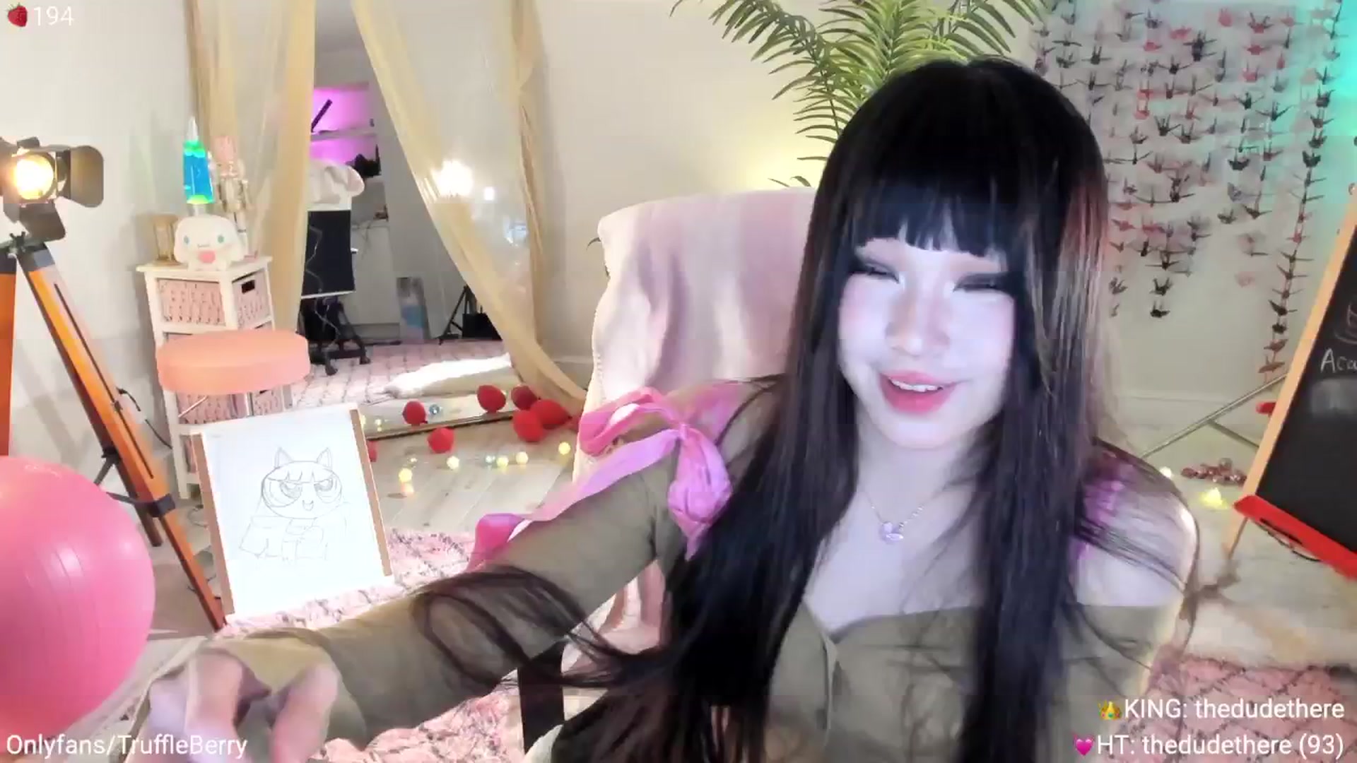 Gallery image thumbnail from AcaiBerry's myfreecams stream on, 04/12/2025, 06:25 image 1 of 20