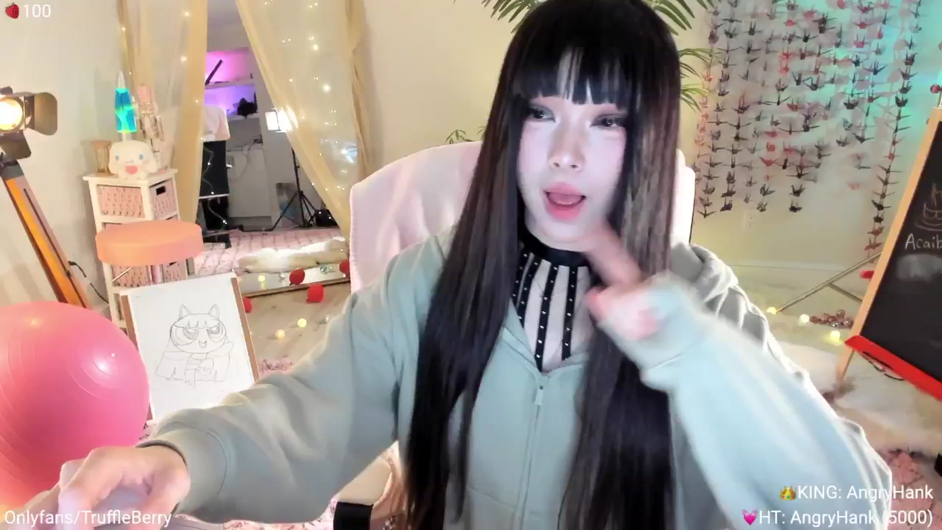 Gallery image thumbnail from AcaiBerry's myfreecams stream on, 04/13/2025, 07:43 image 10 of 20