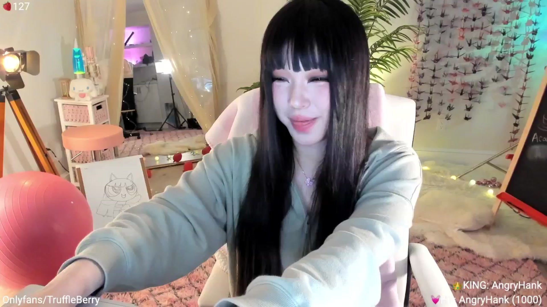 Gallery image thumbnail from AcaiBerry's myfreecams stream on, 04/13/2025, 07:43 image 5 of 20