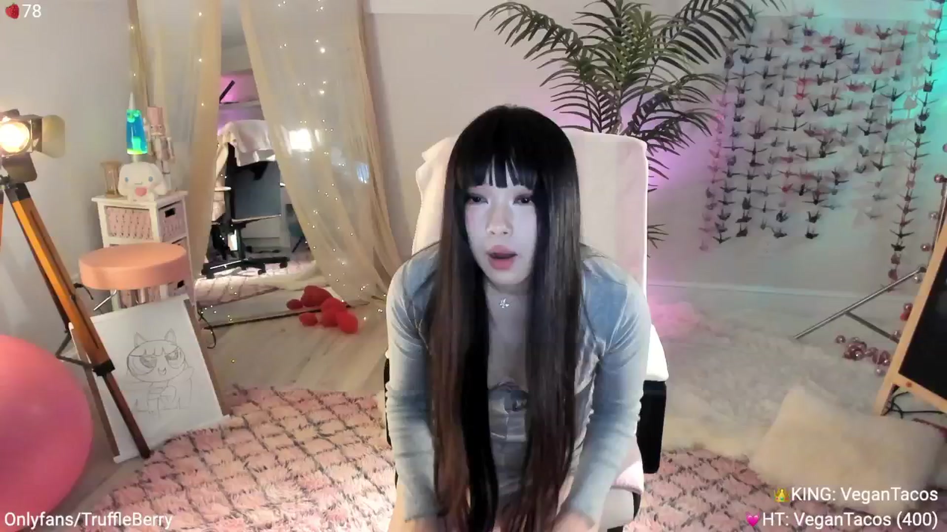 Gallery image thumbnail from AcaiBerry's myfreecams stream on, 04/27/2025, 06:53 image 5 of 20