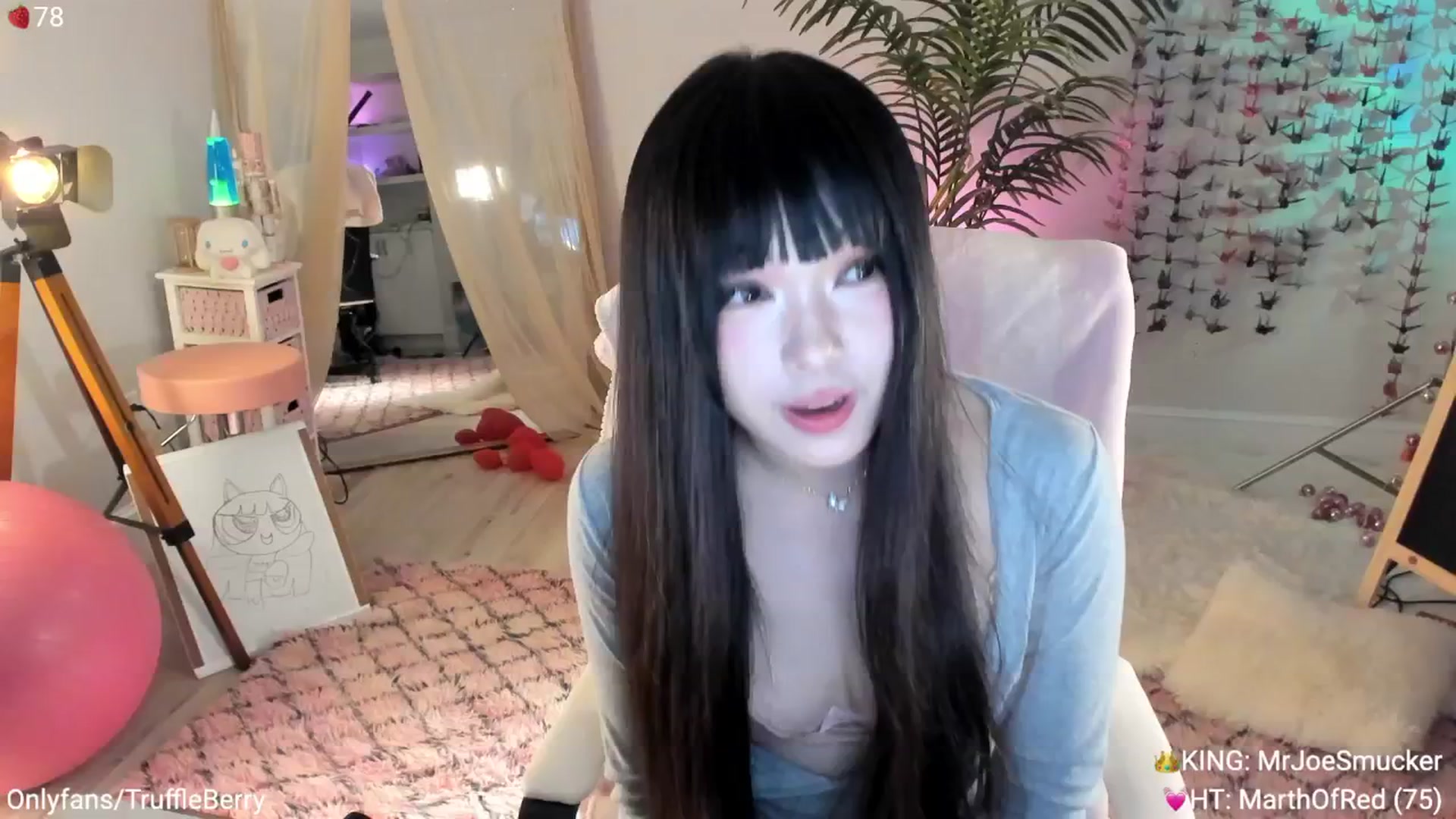 Gallery image thumbnail from AcaiBerry's myfreecams stream on, 04/27/2025, 06:53 image 4 of 20