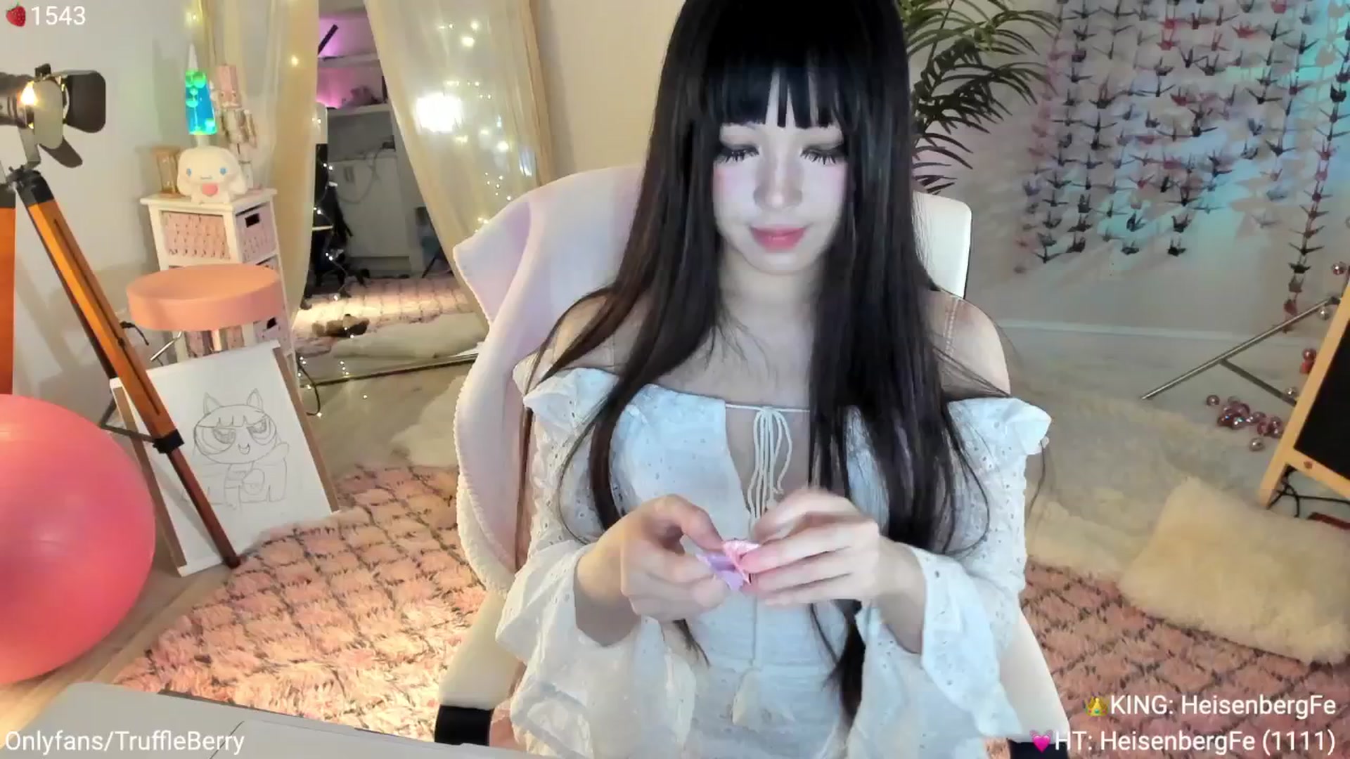 Gallery image thumbnail from AcaiBerry's myfreecams stream on, 05/03/2025, 06:49 image 5 of 20