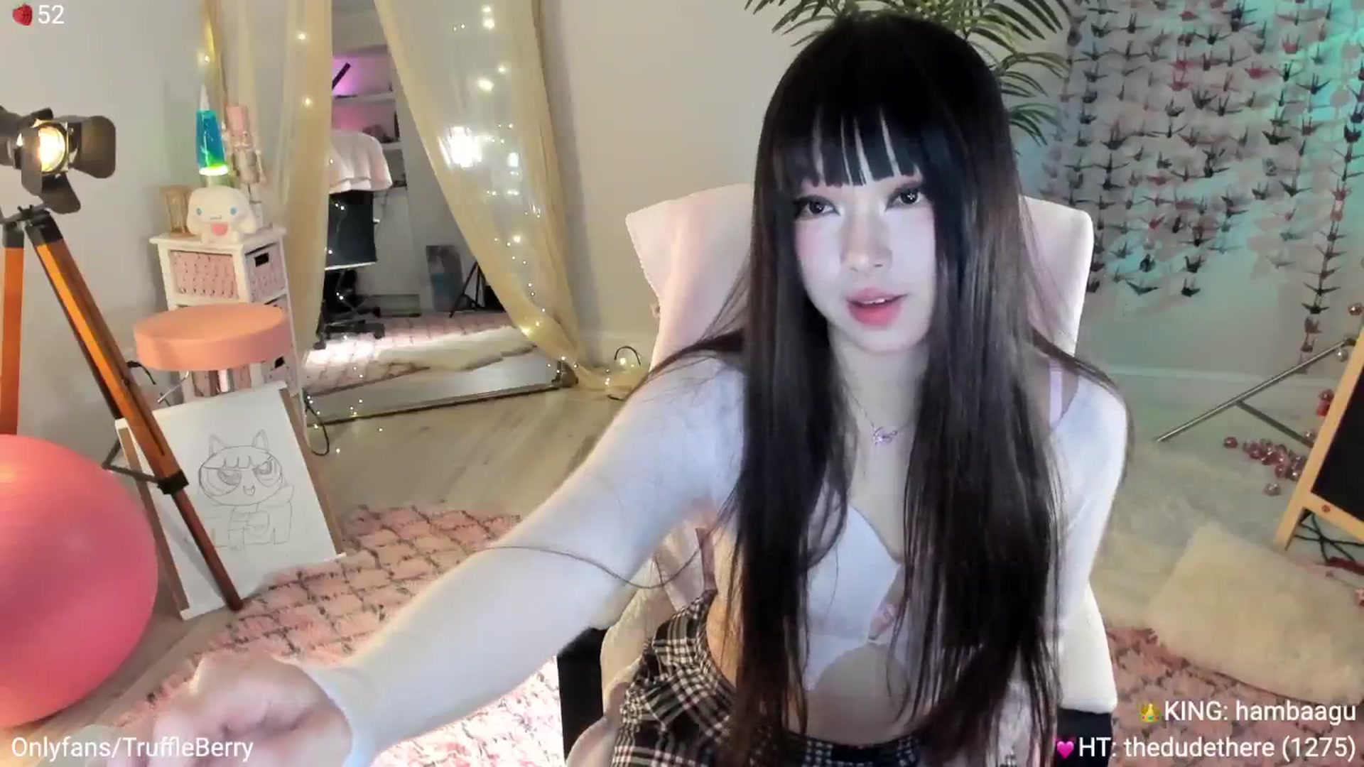 Gallery image thumbnail from AcaiBerry's myfreecams stream on, 05/10/2025, 06:51 image 5 of 20
