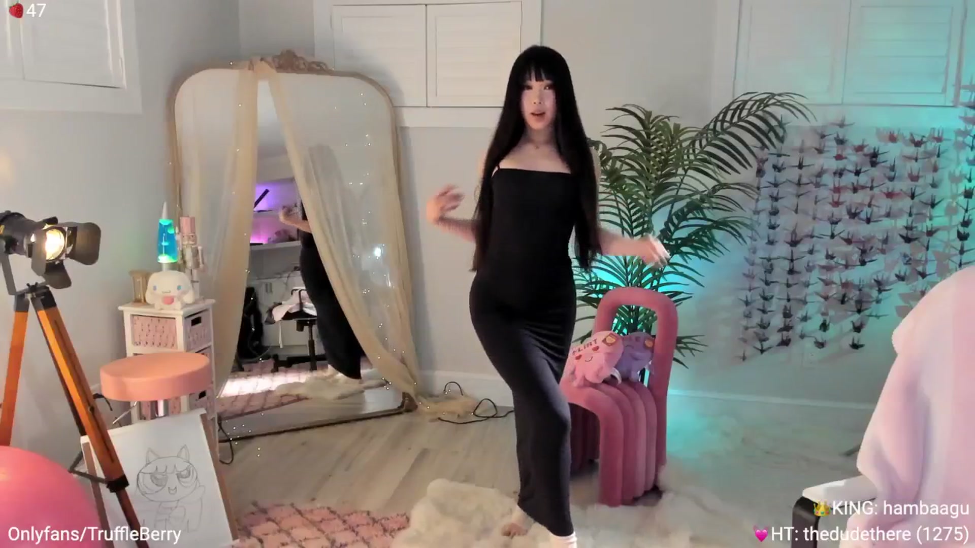 Gallery image thumbnail from AcaiBerry's myfreecams stream on, 05/10/2025, 06:51 image 12 of 20