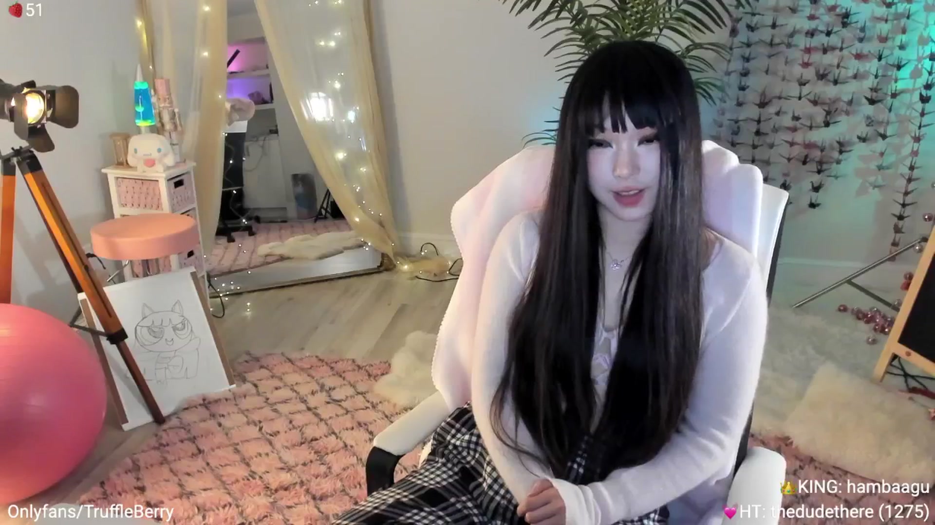 Gallery image thumbnail from AcaiBerry's myfreecams stream on, 05/10/2025, 06:51 image 11 of 20