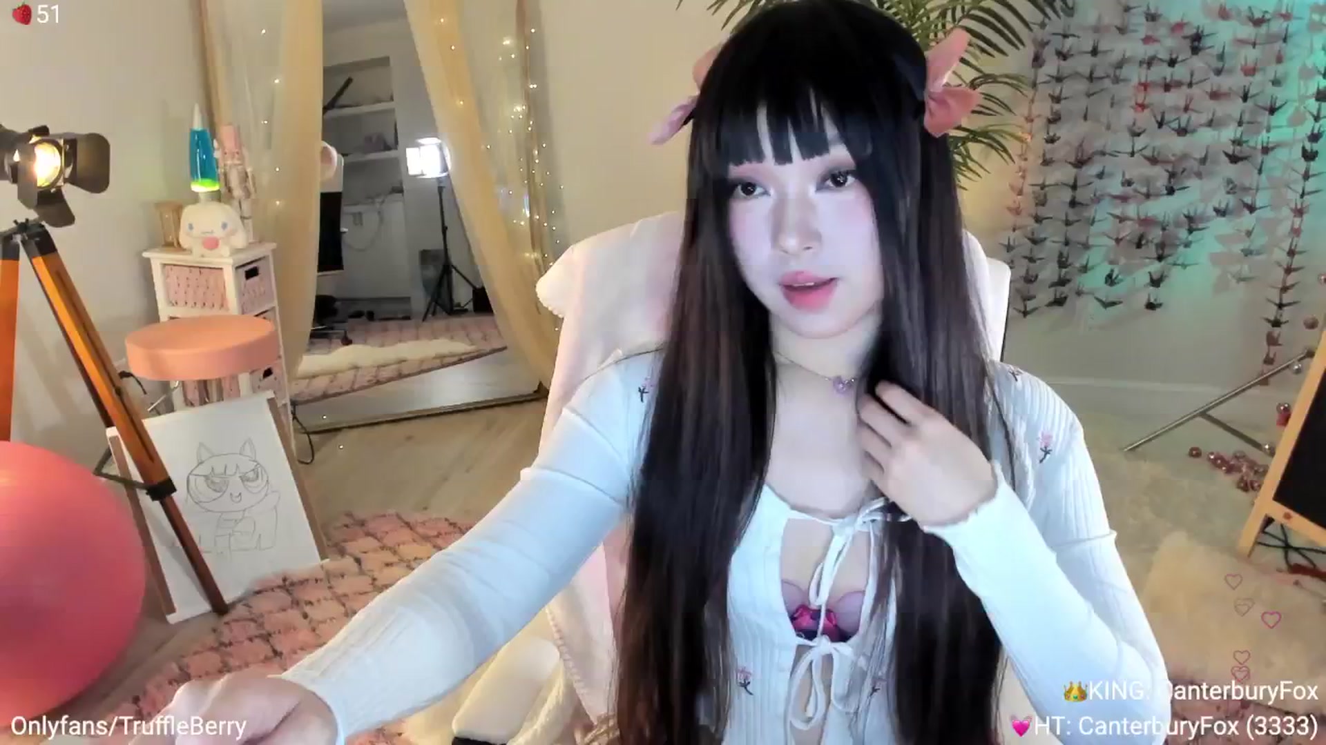 Gallery image thumbnail from AcaiBerry's myfreecams stream on, 05/11/2025, 06:08 image 3 of 20