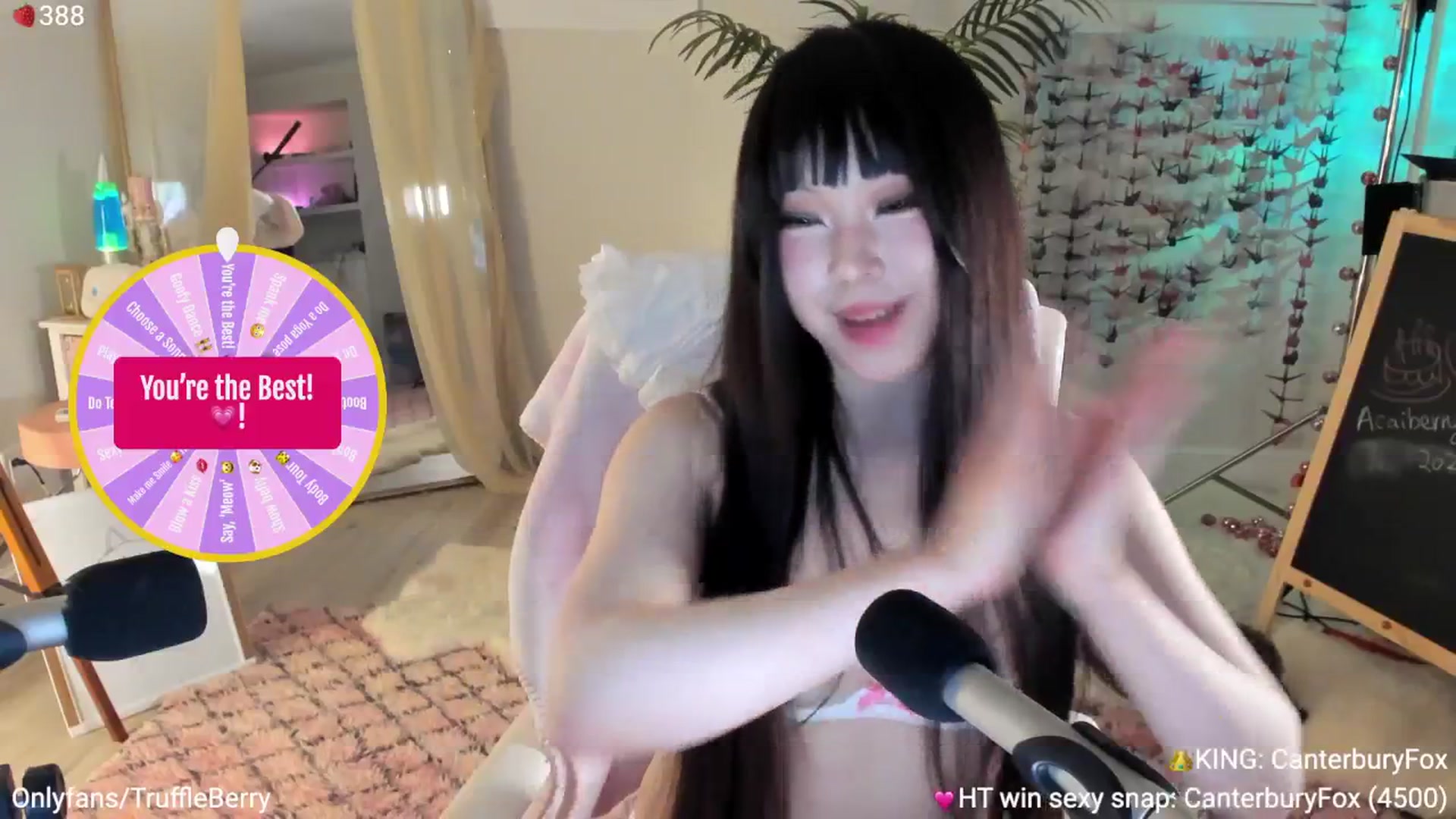 Gallery image thumbnail from AcaiBerry's myfreecams stream on, 06/05/2025, 05:36 image 15 of 20