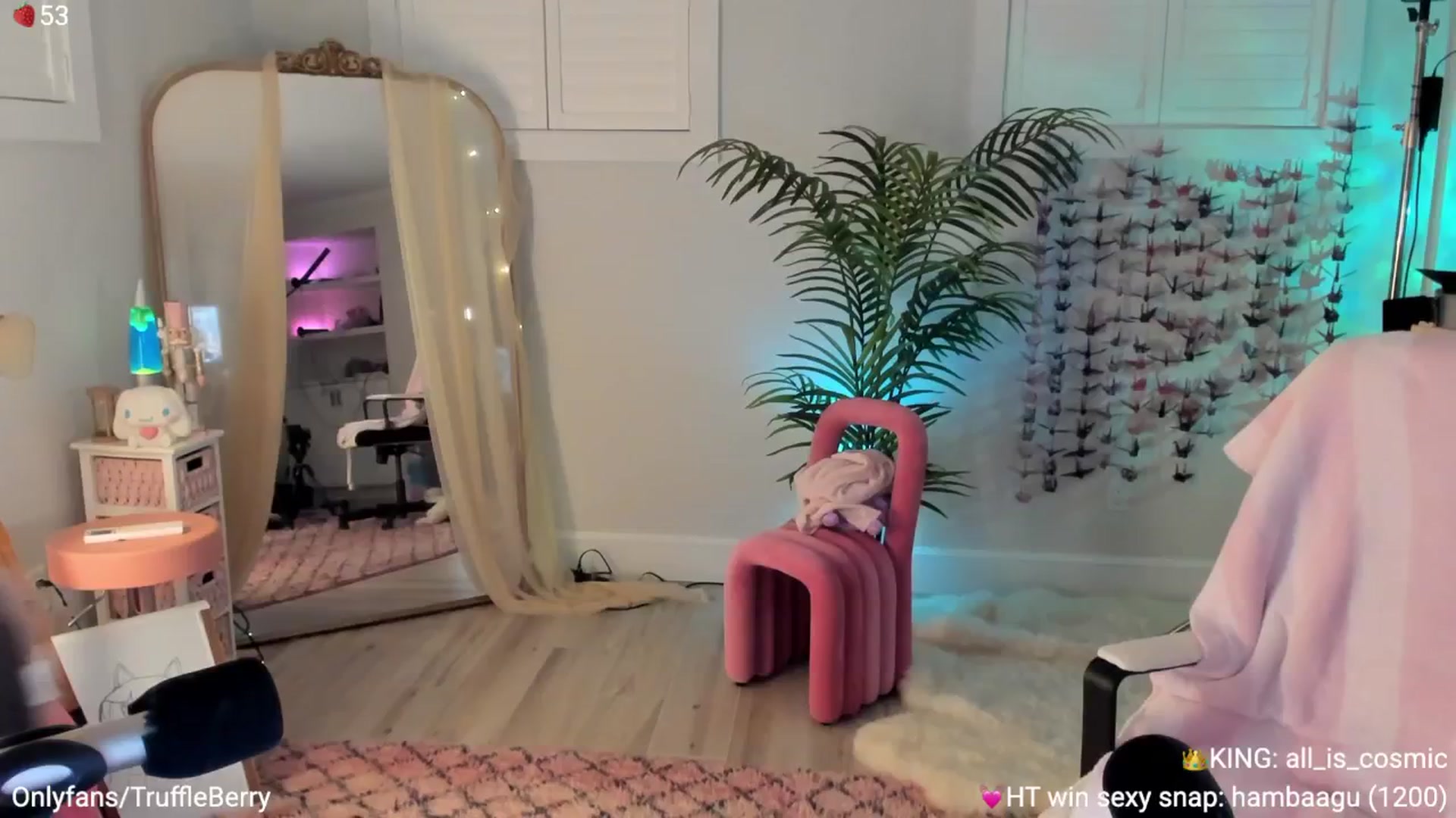 Gallery image thumbnail from AcaiBerry's myfreecams stream on, 06/08/2025, 06:55 image 9 of 20