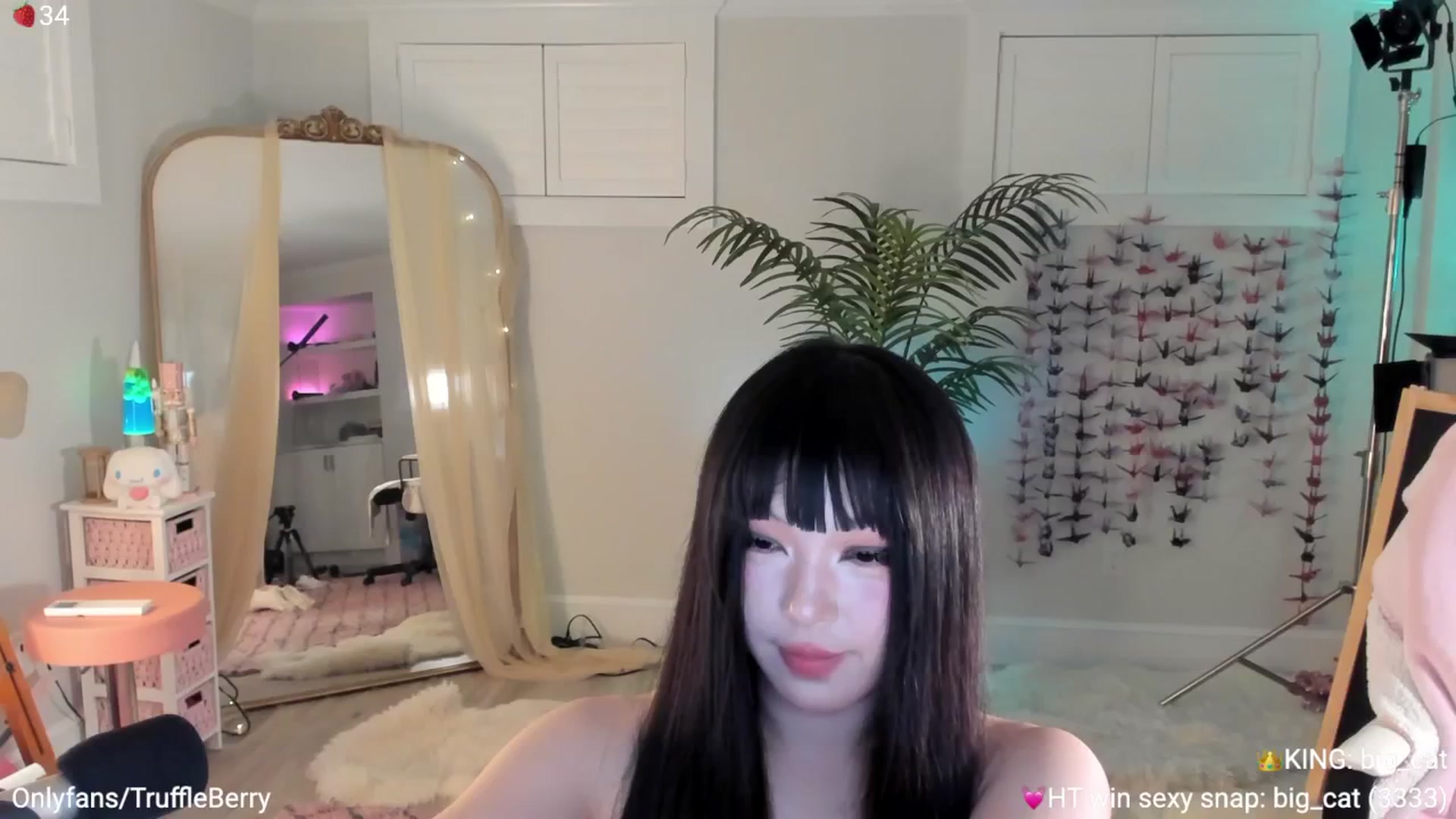 Gallery image thumbnail from AcaiBerry's myfreecams stream on, 06/22/2025, 06:31 image 18 of 20