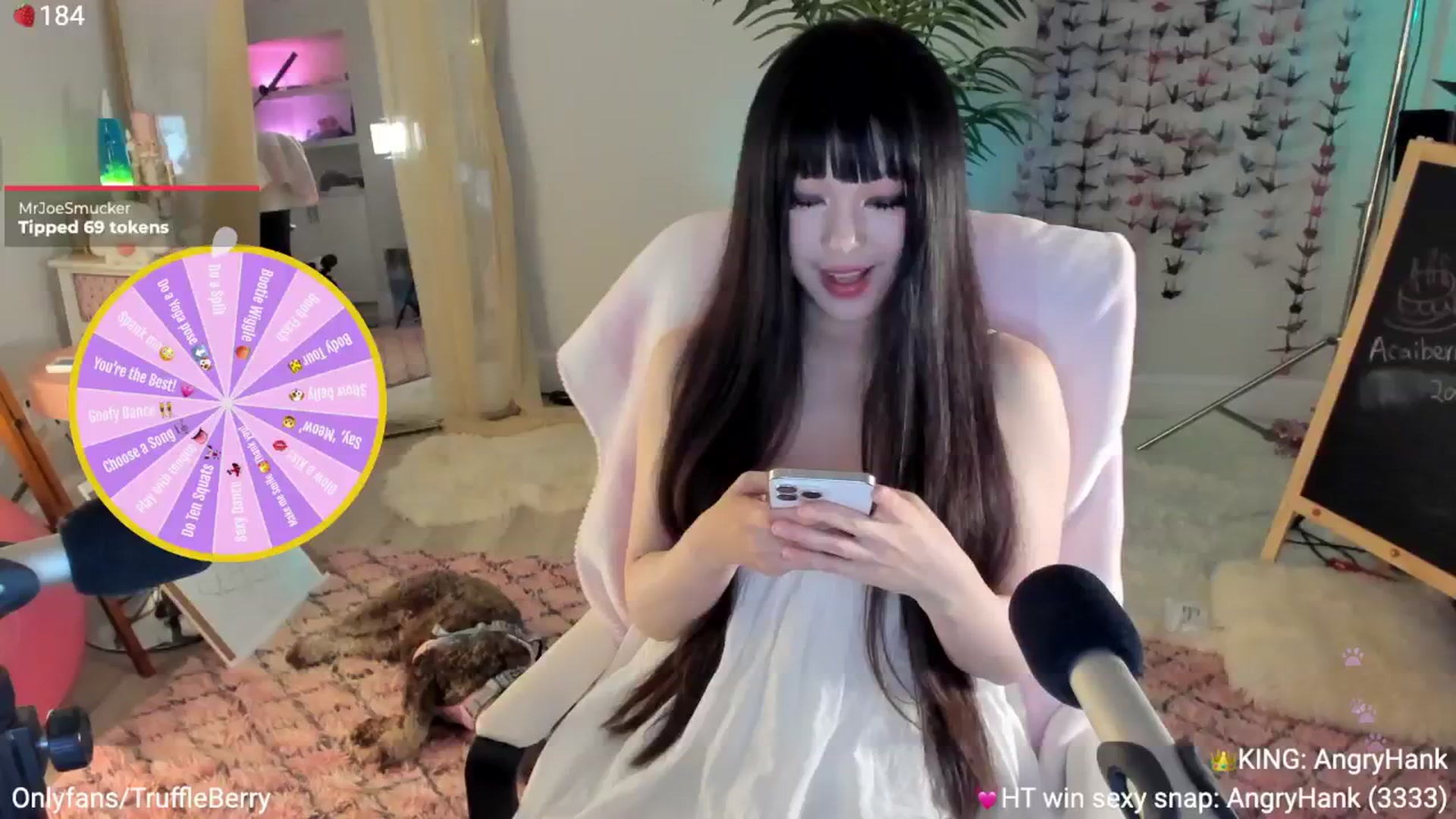 Gallery image thumbnail from AcaiBerry's myfreecams stream on, 07/05/2025, 07:18 image 4 of 20