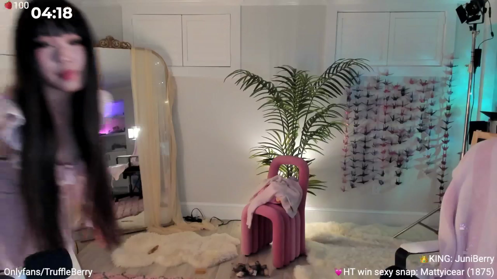 Gallery image thumbnail from AcaiBerry's myfreecams stream on, 07/06/2025, 05:46 image 14 of 20