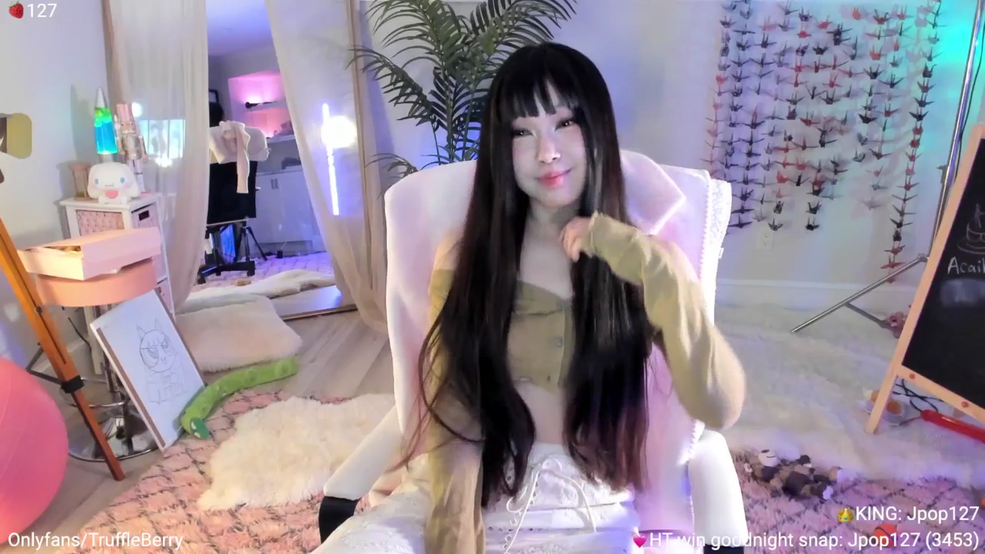 Gallery image thumbnail from AcaiBerry's myfreecams stream on, 08/10/2025, 07:21 image 10 of 20