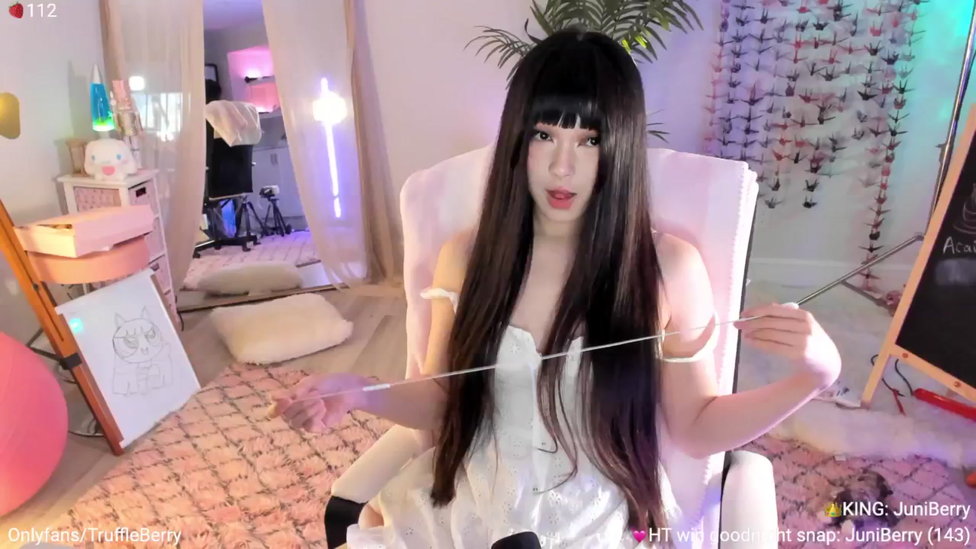 Gallery image thumbnail from AcaiBerry's myfreecams stream on, 08/21/2025, 04:57 image 2 of 20