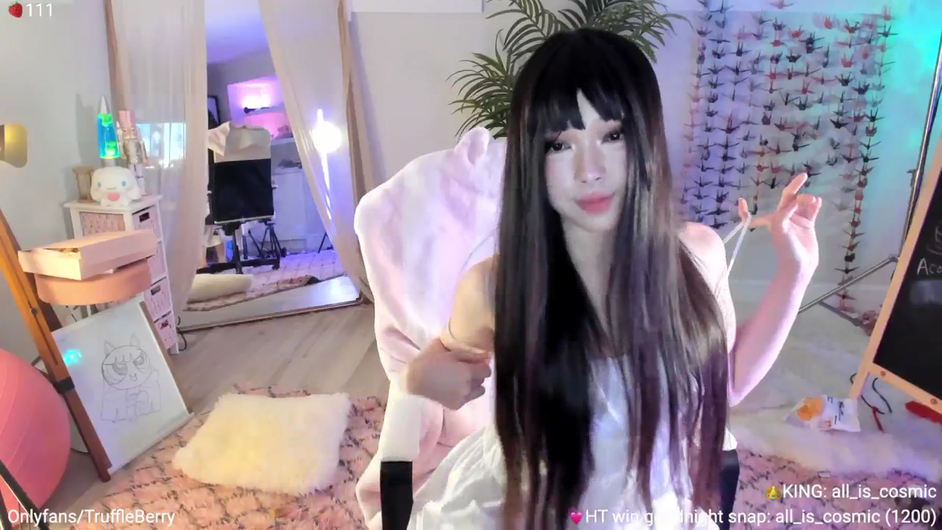 Gallery image thumbnail from AcaiBerry's myfreecams stream on, 08/23/2025, 05:31 image 19 of 20