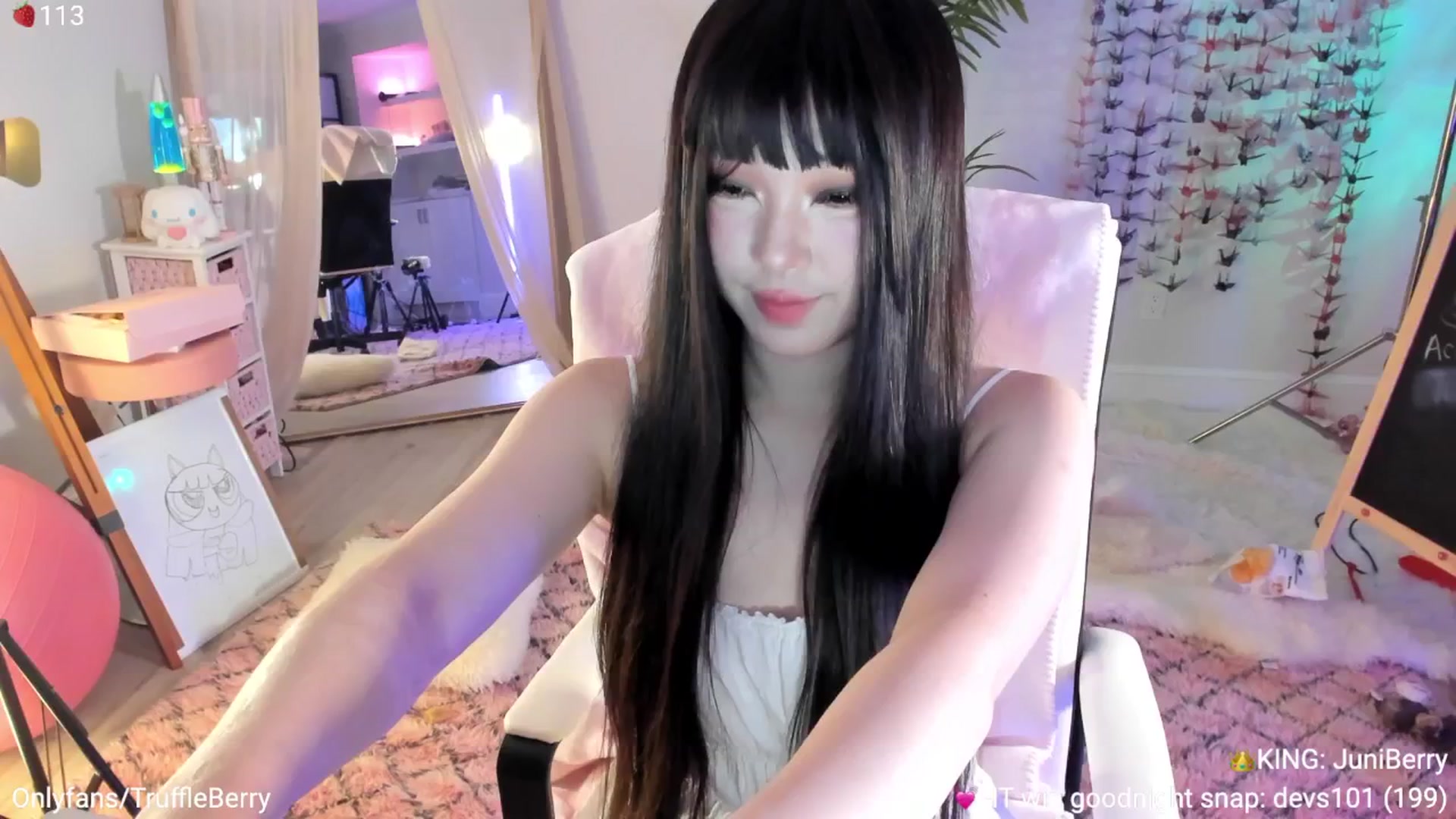 Gallery image thumbnail from AcaiBerry's myfreecams stream on, 08/23/2025, 05:31 image 11 of 20