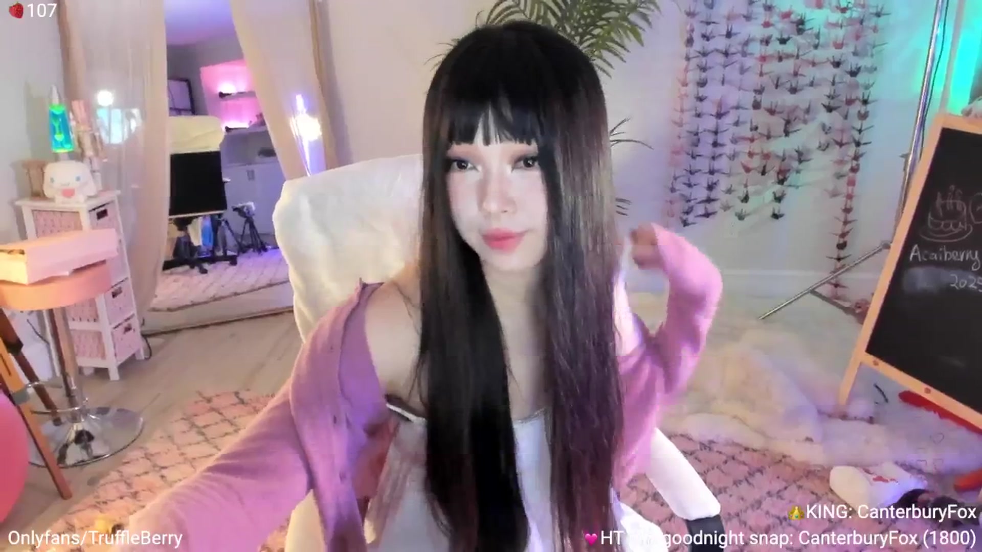 Gallery image thumbnail from AcaiBerry's myfreecams stream on, 08/30/2025, 04:45 image 10 of 20