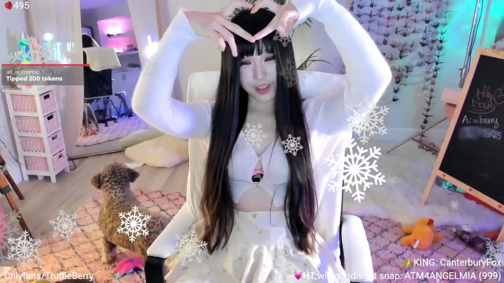 Gallery image thumbnail from AcaiBerry's myfreecams stream on, 09/06/2025, 06:16 image 9 of 20