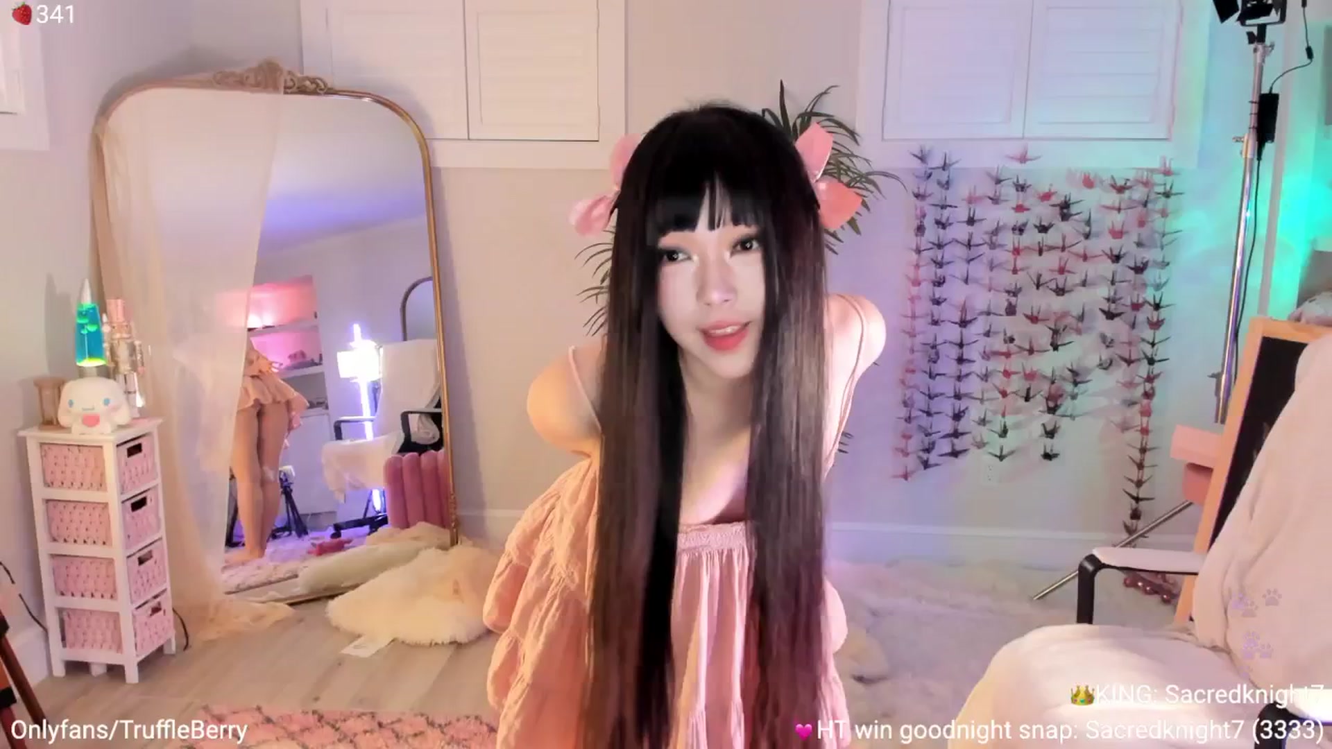 Gallery image thumbnail from AcaiBerry's myfreecams stream on, 09/07/2025, 07:31 image 6 of 20