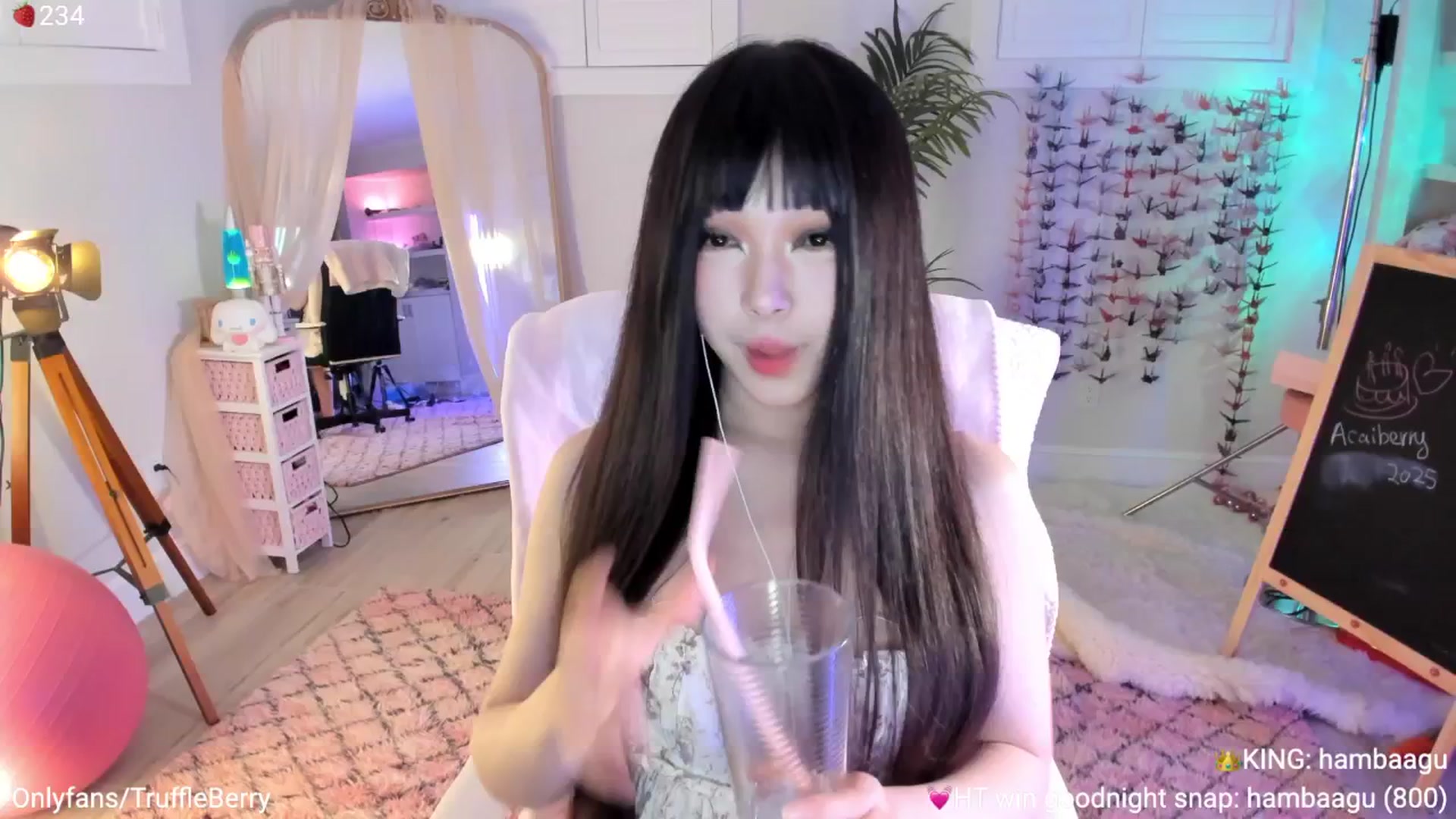 Gallery image thumbnail from AcaiBerry's myfreecams stream on, 09/11/2025, 06:57 image 5 of 20