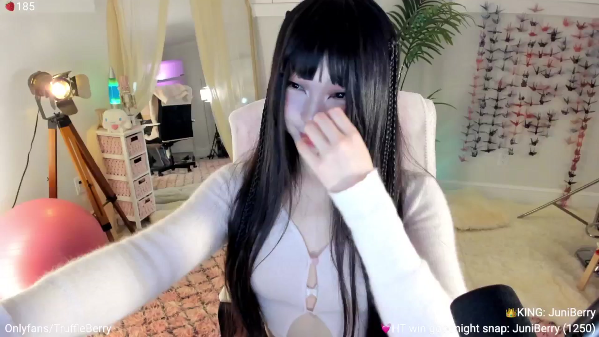 Gallery image thumbnail from AcaiBerry's myfreecams stream on, 09/13/2025, 07:13 image 11 of 20