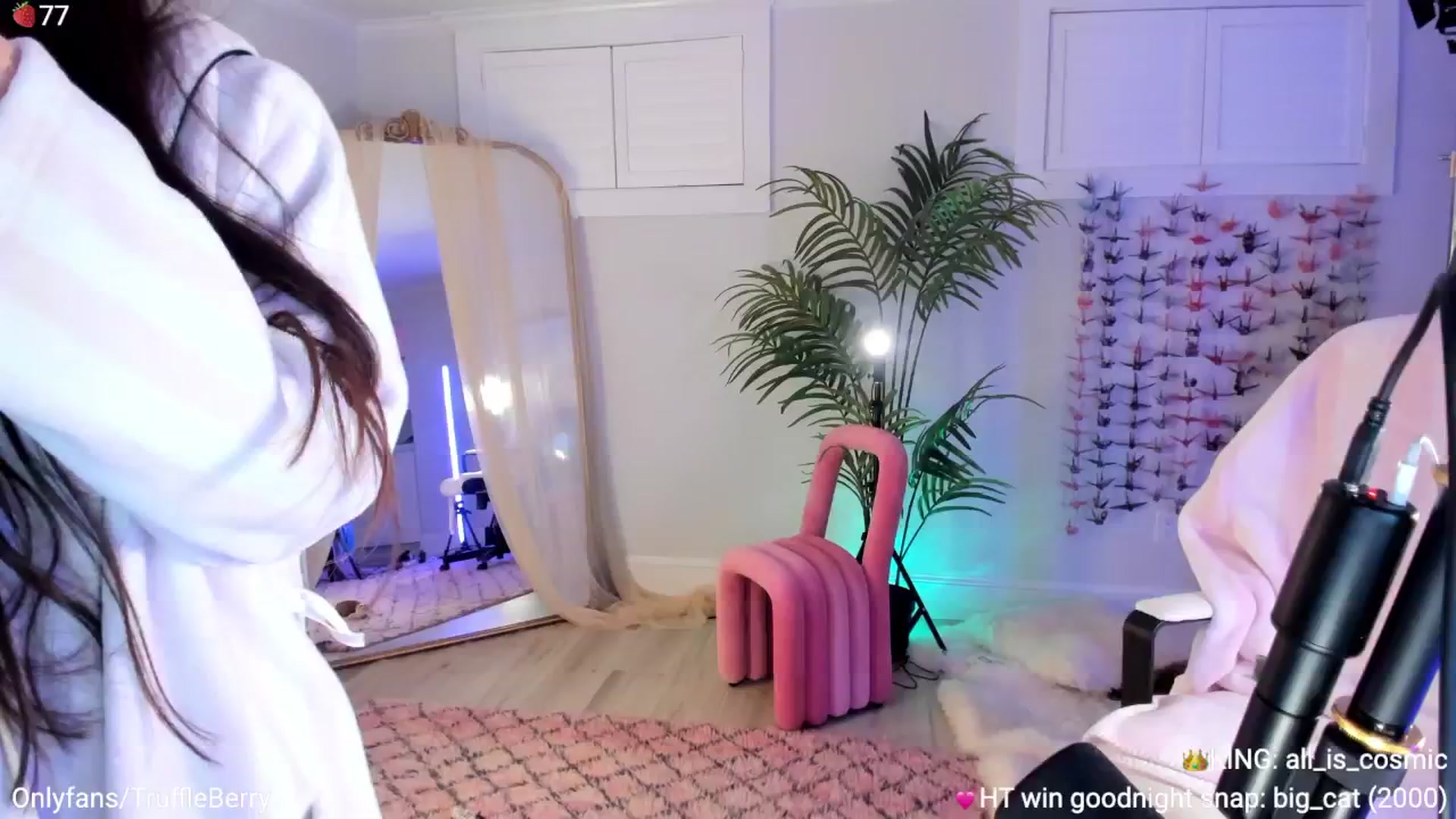 Gallery image thumbnail from AcaiBerry's myfreecams stream on, 09/20/2025, 07:28 image 18 of 20