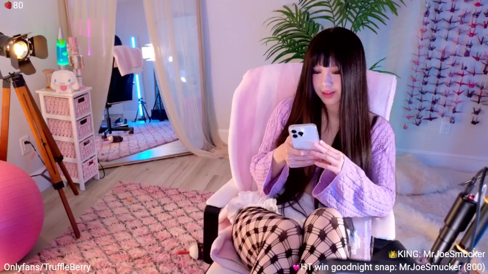 Gallery image thumbnail from AcaiBerry's myfreecams stream on, 09/21/2025, 04:23 image 8 of 20